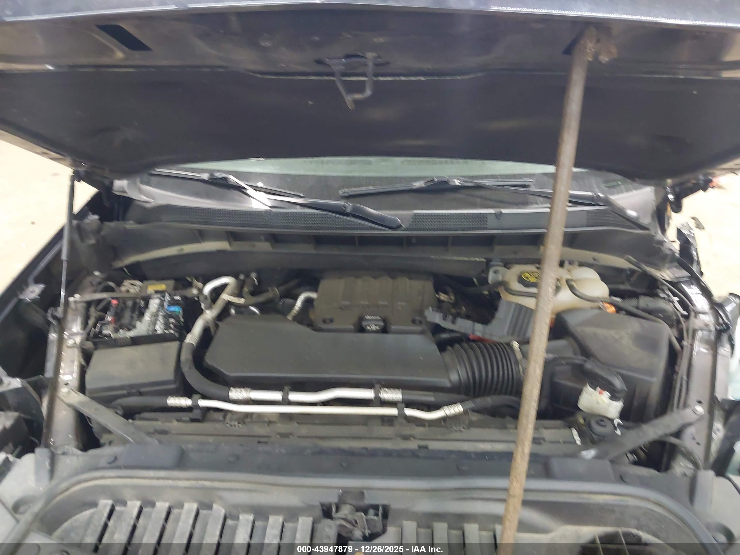 CHEVROLET SILVERADO image 10