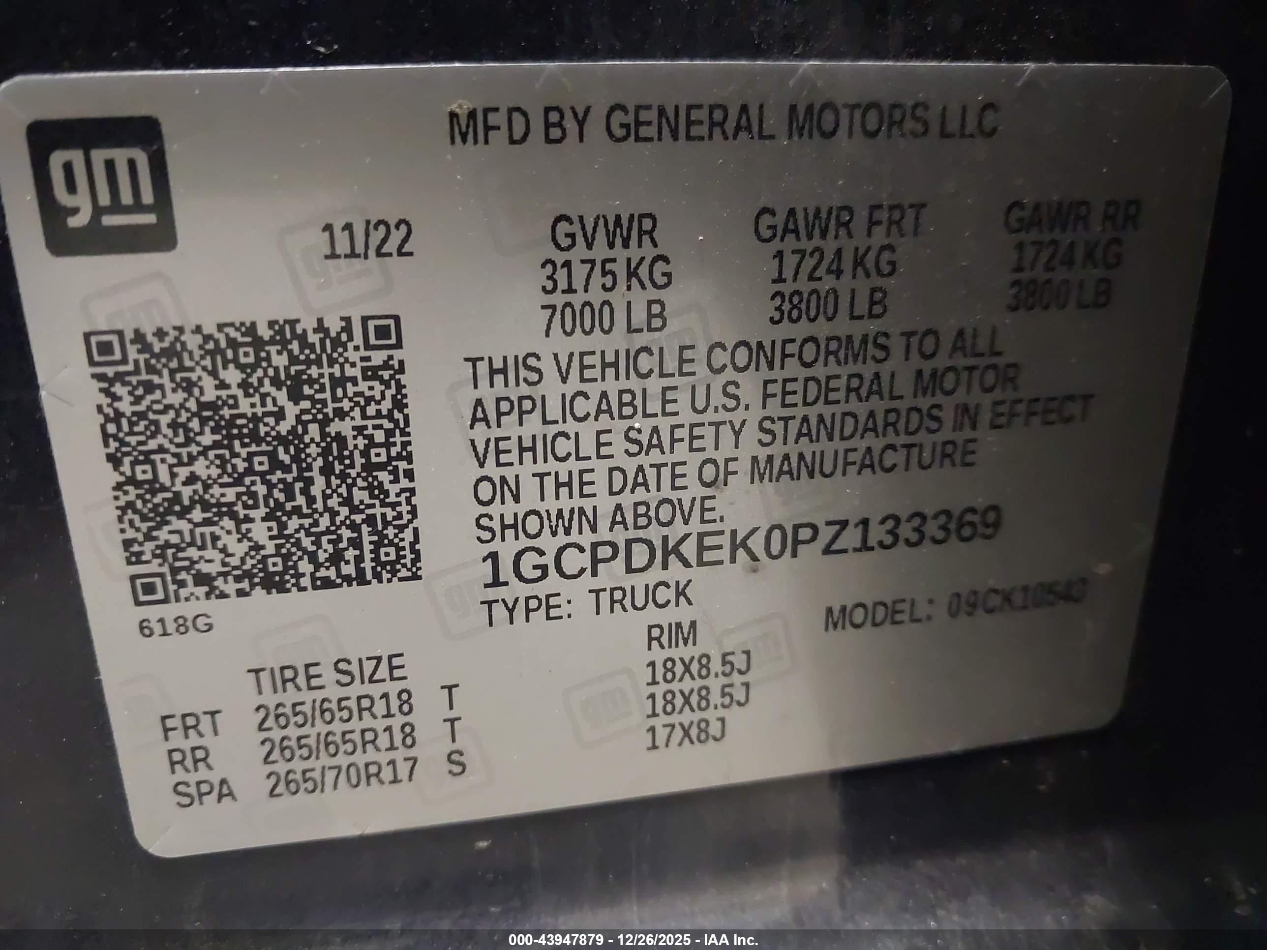CHEVROLET SILVERADO image 9