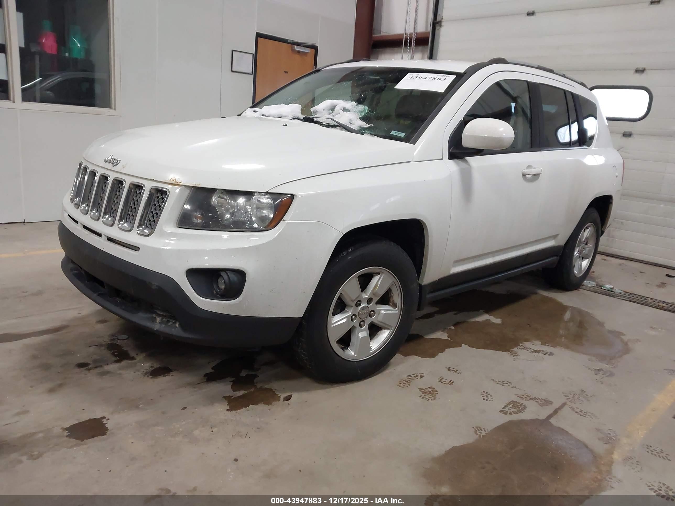 JEEP COMPASS image 2