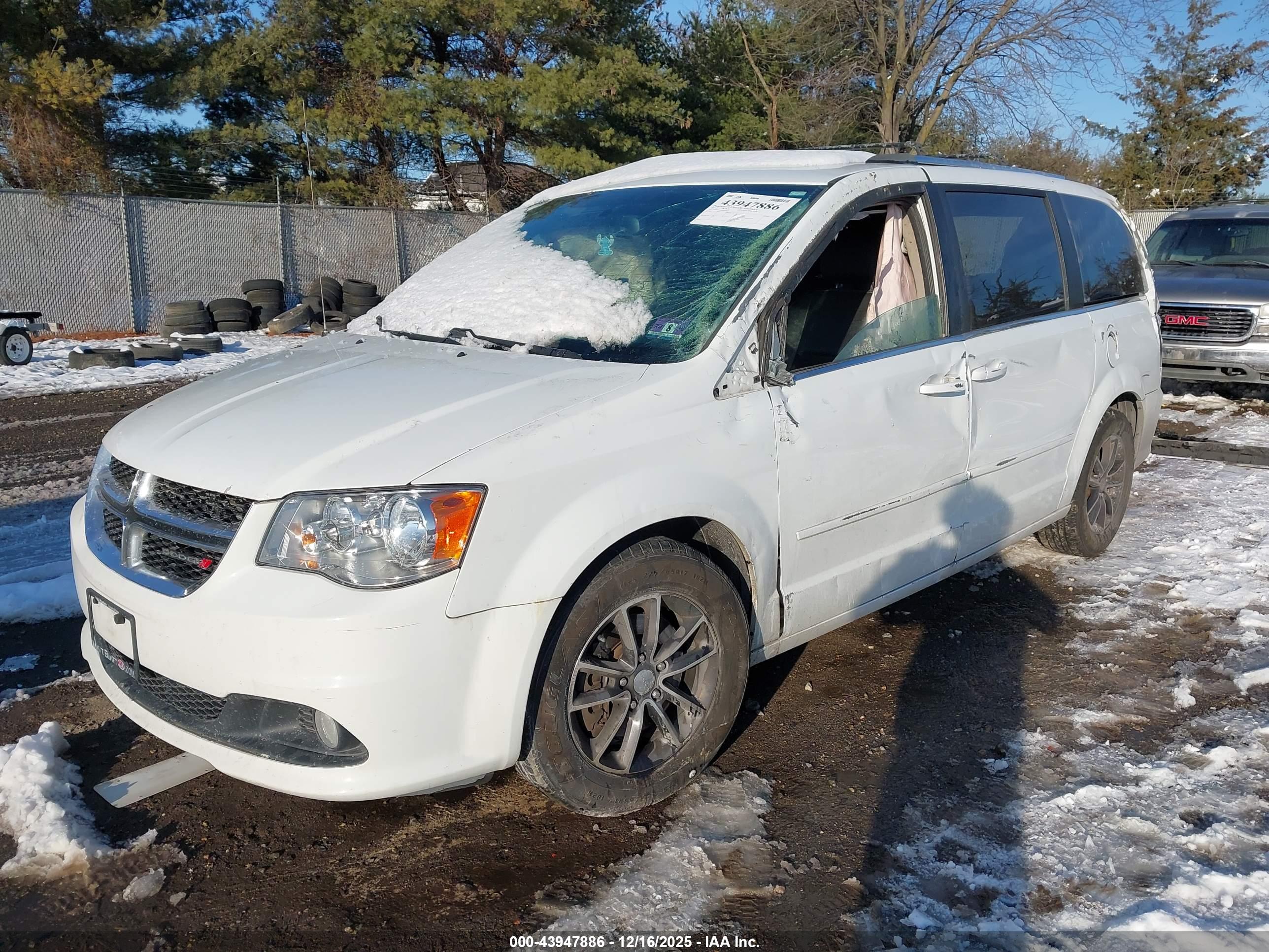 DODGE GRAND image 2