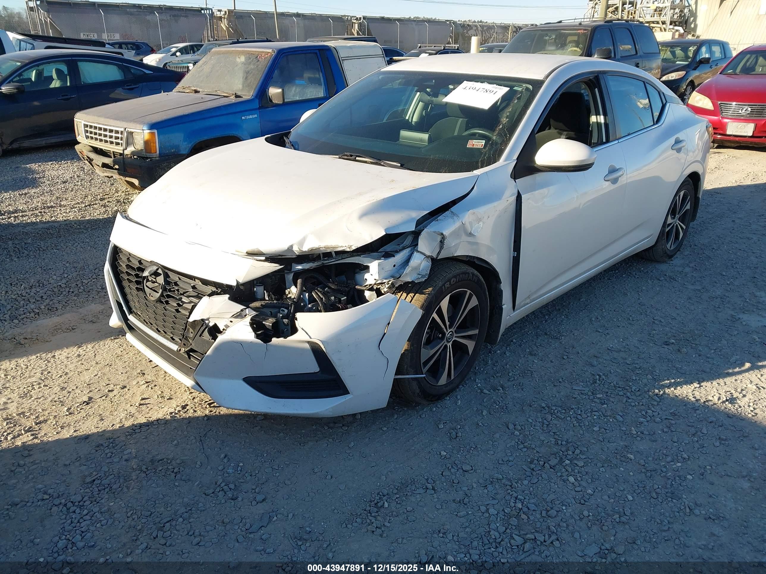 NISSAN SENTRA image 2