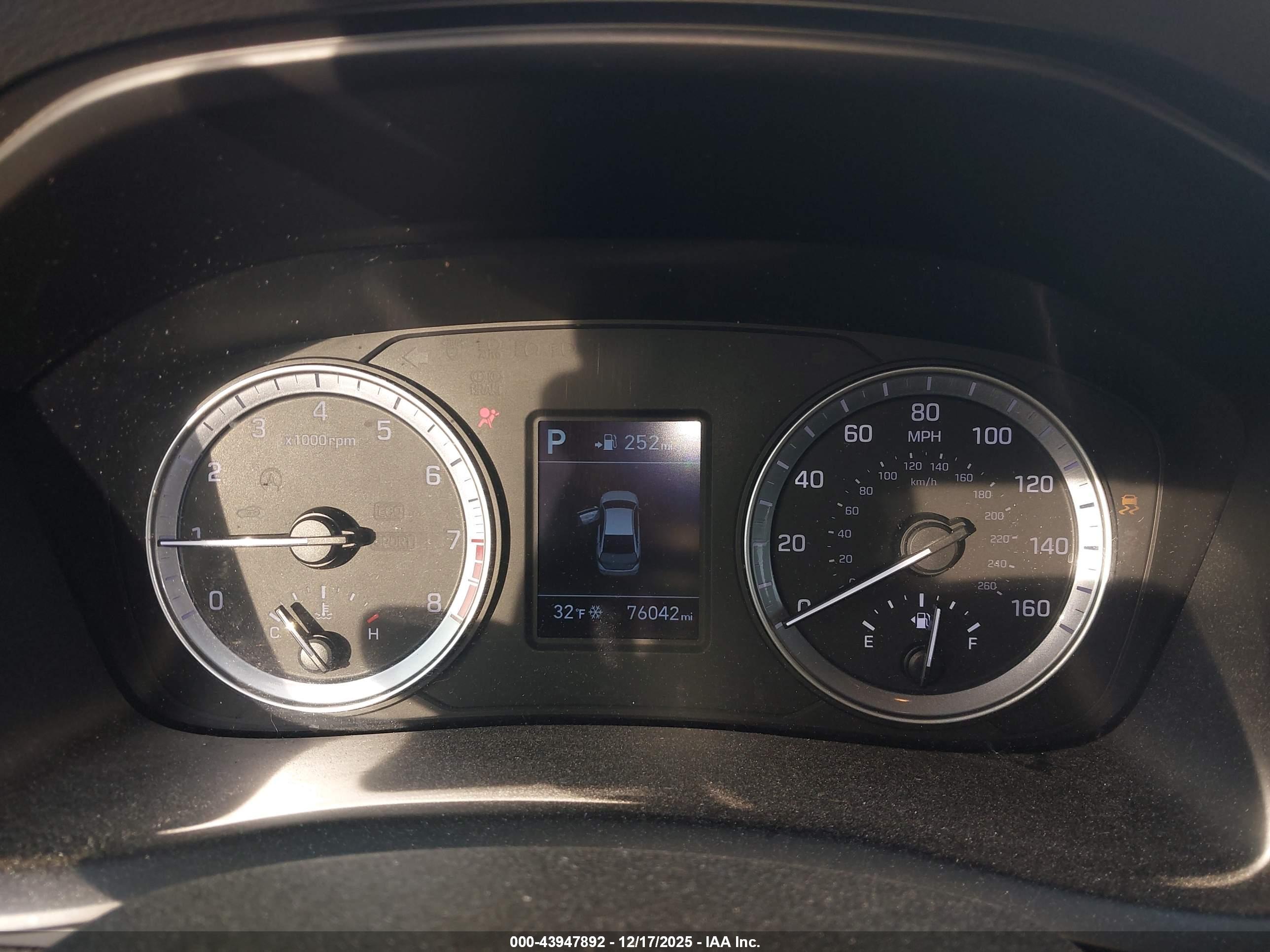 HYUNDAI SONATA image 7