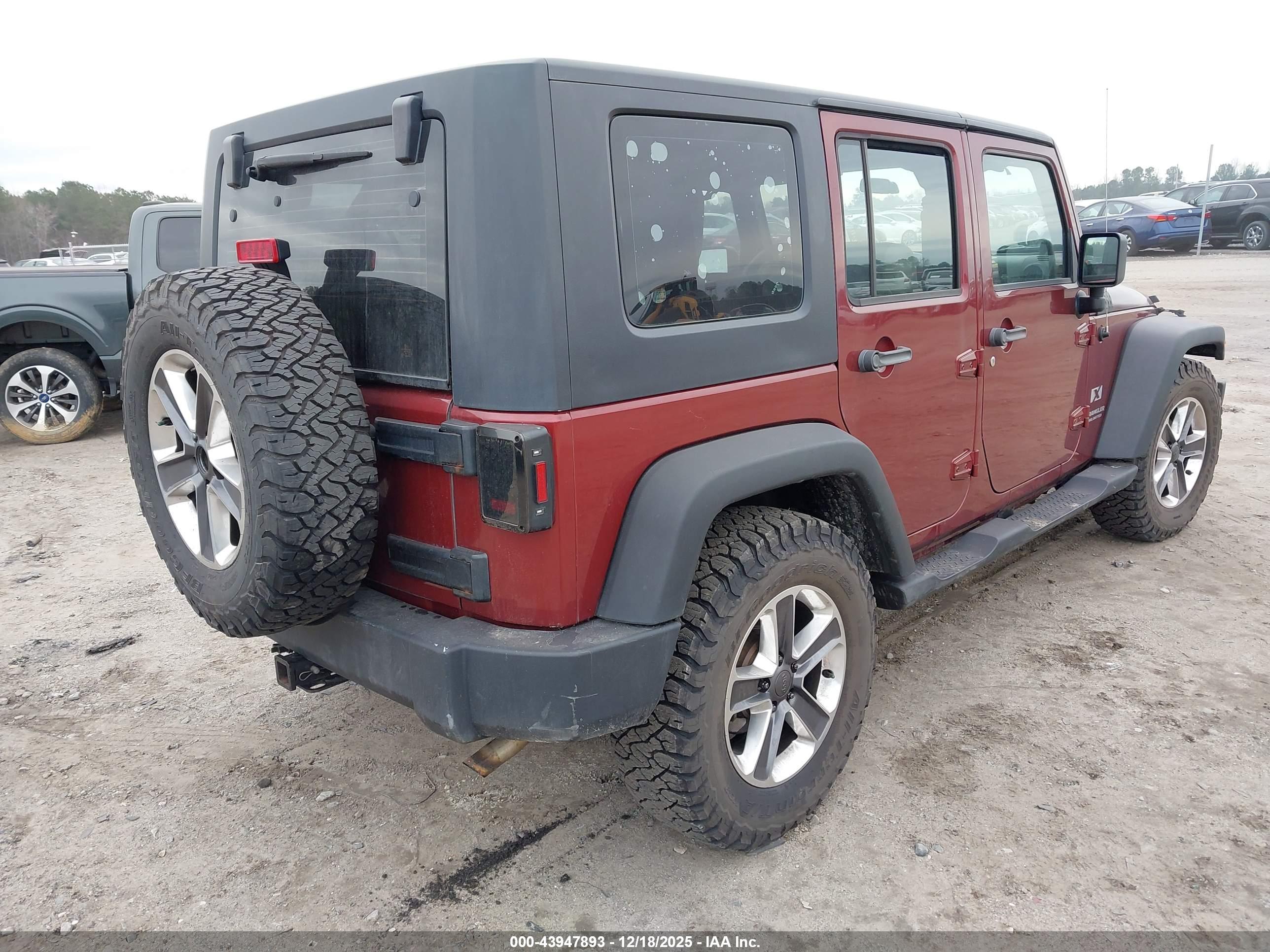 JEEP WRANGLER image 4