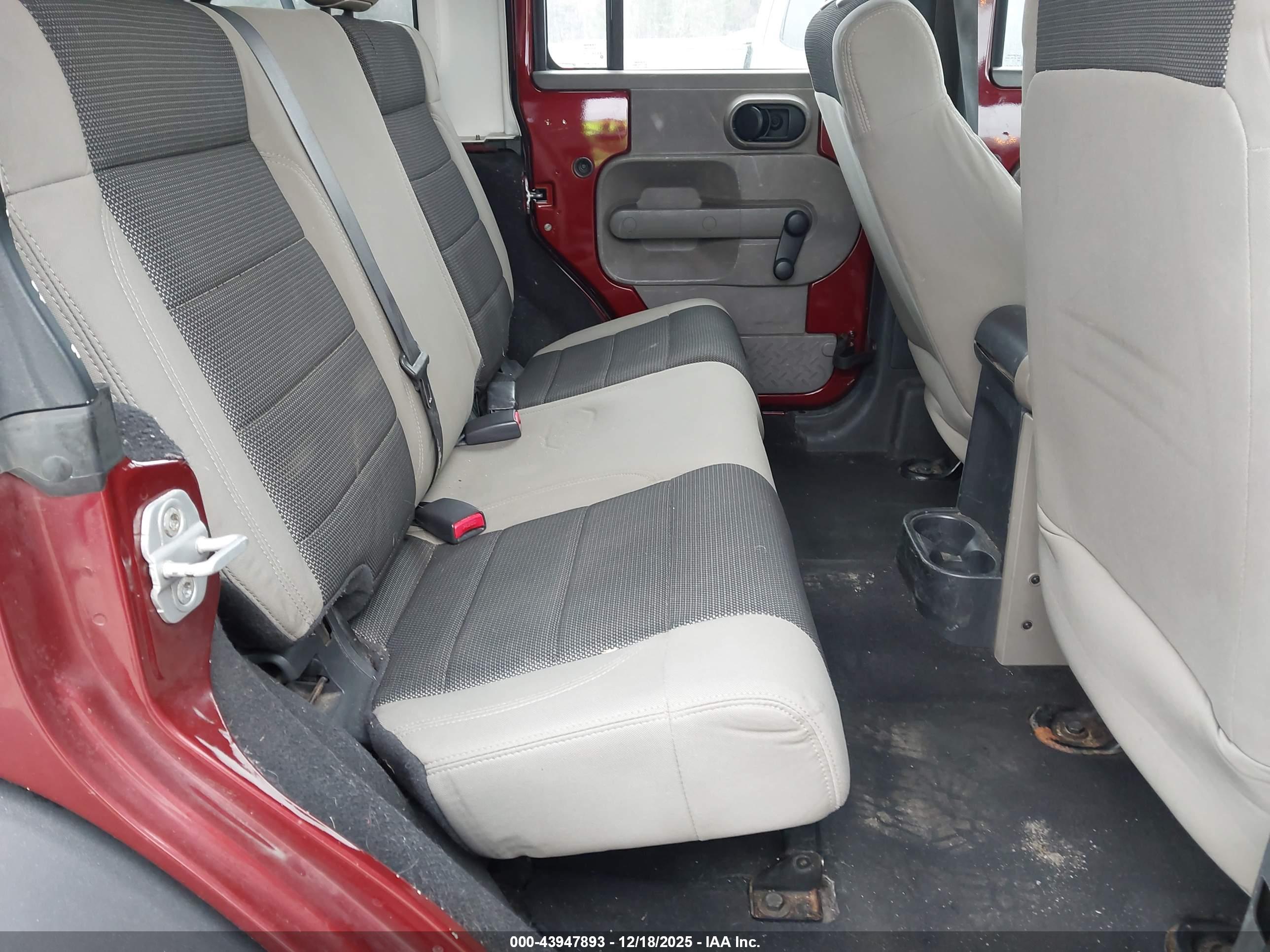 JEEP WRANGLER image 8