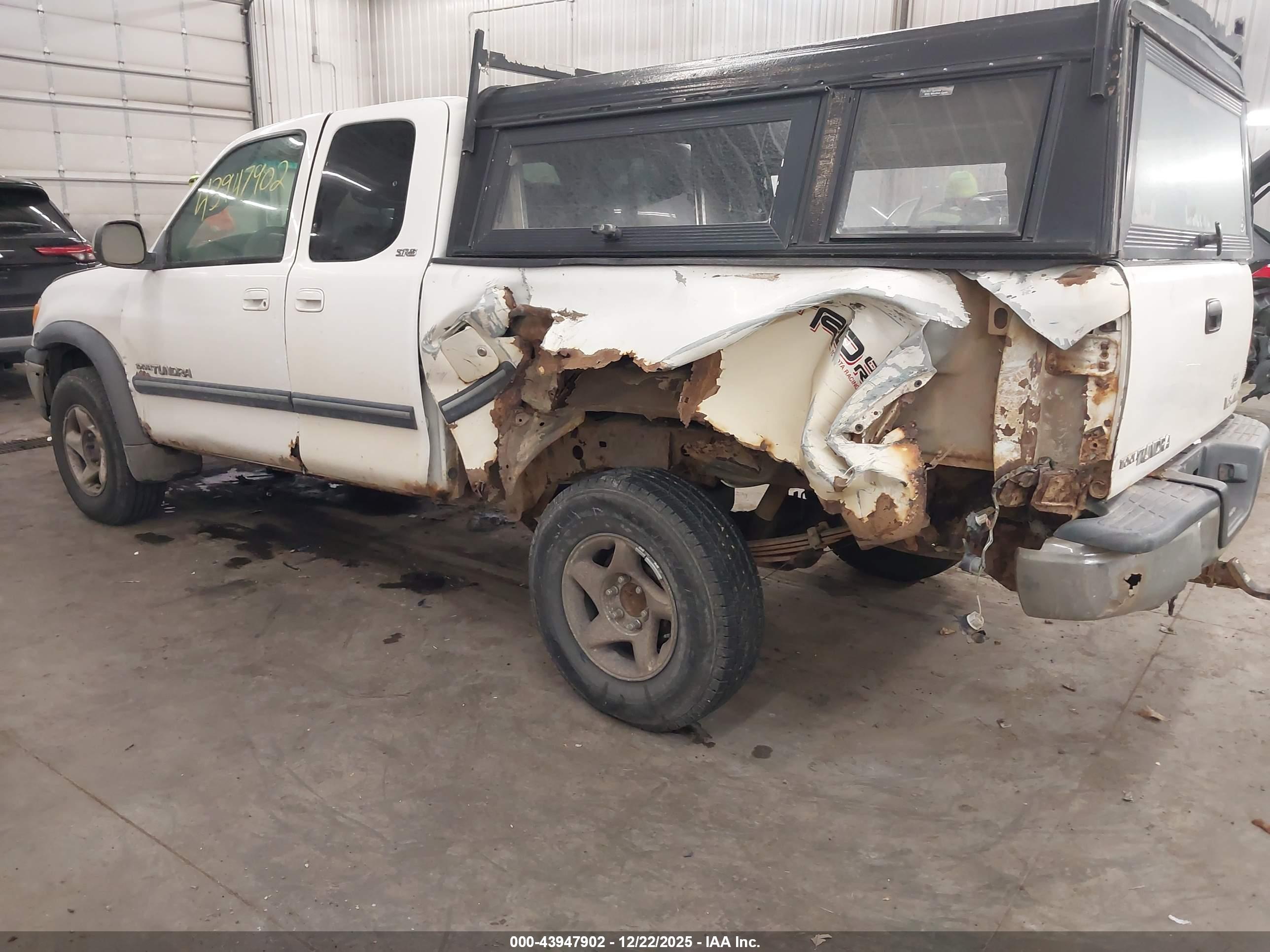 TOYOTA TUNDRA image 3