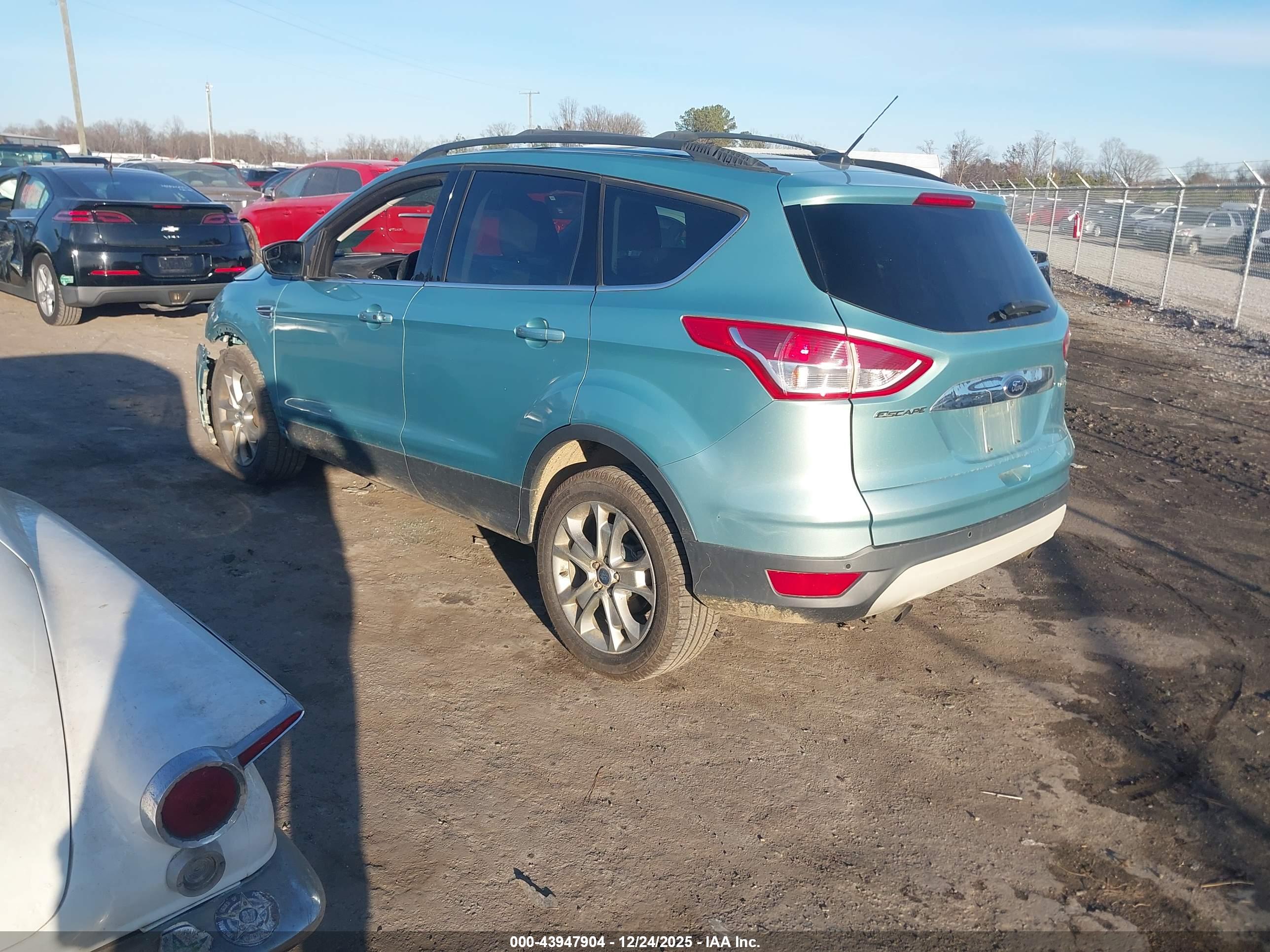 FORD ESCAPE image 3