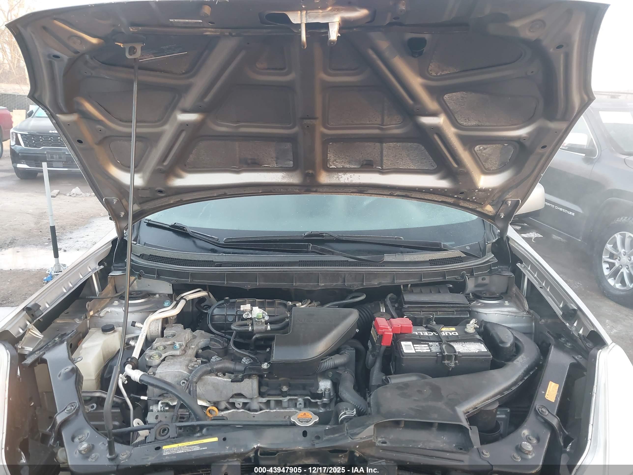 NISSAN ROGUE image 10