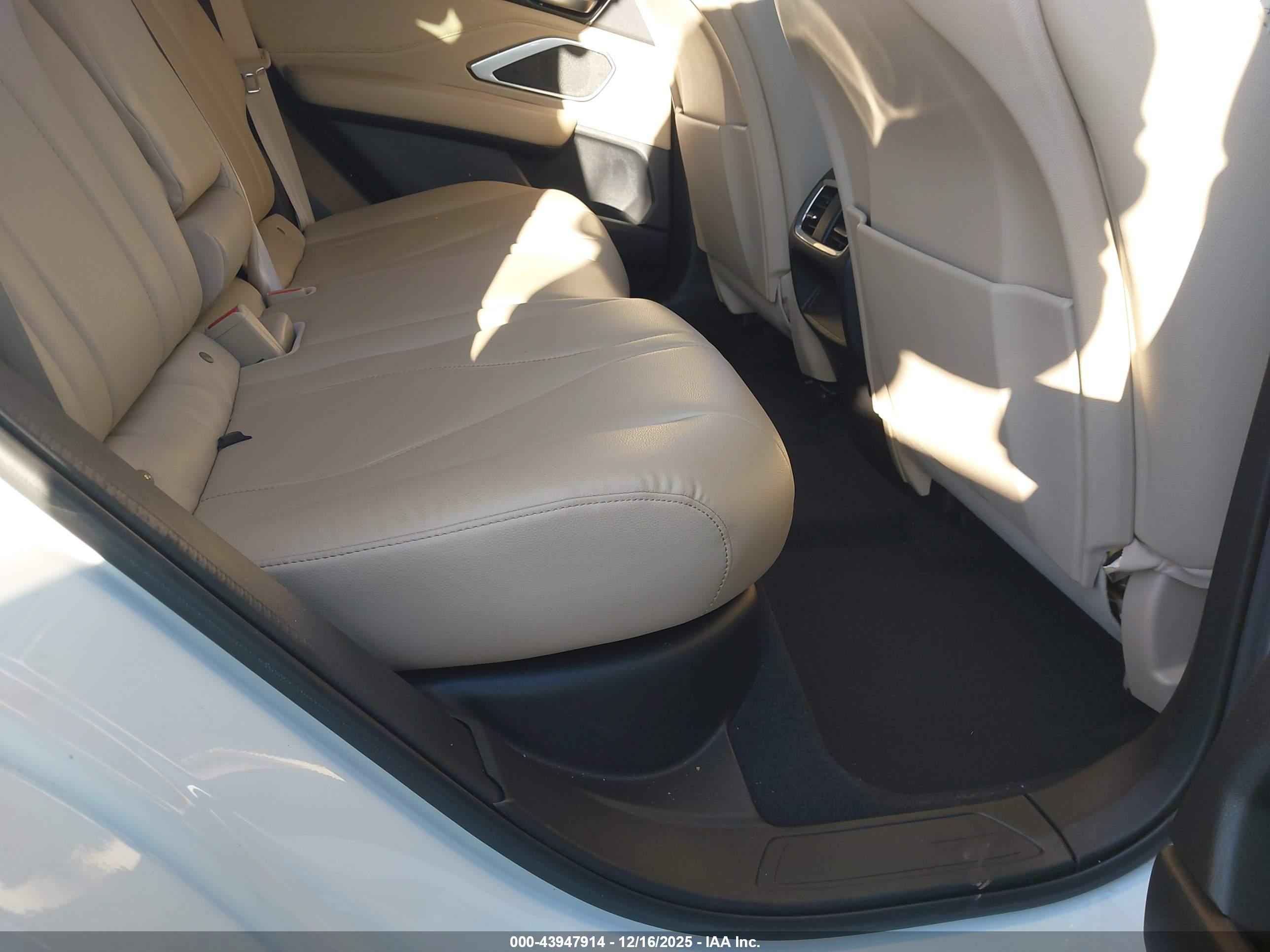 ACURA RDX image 8