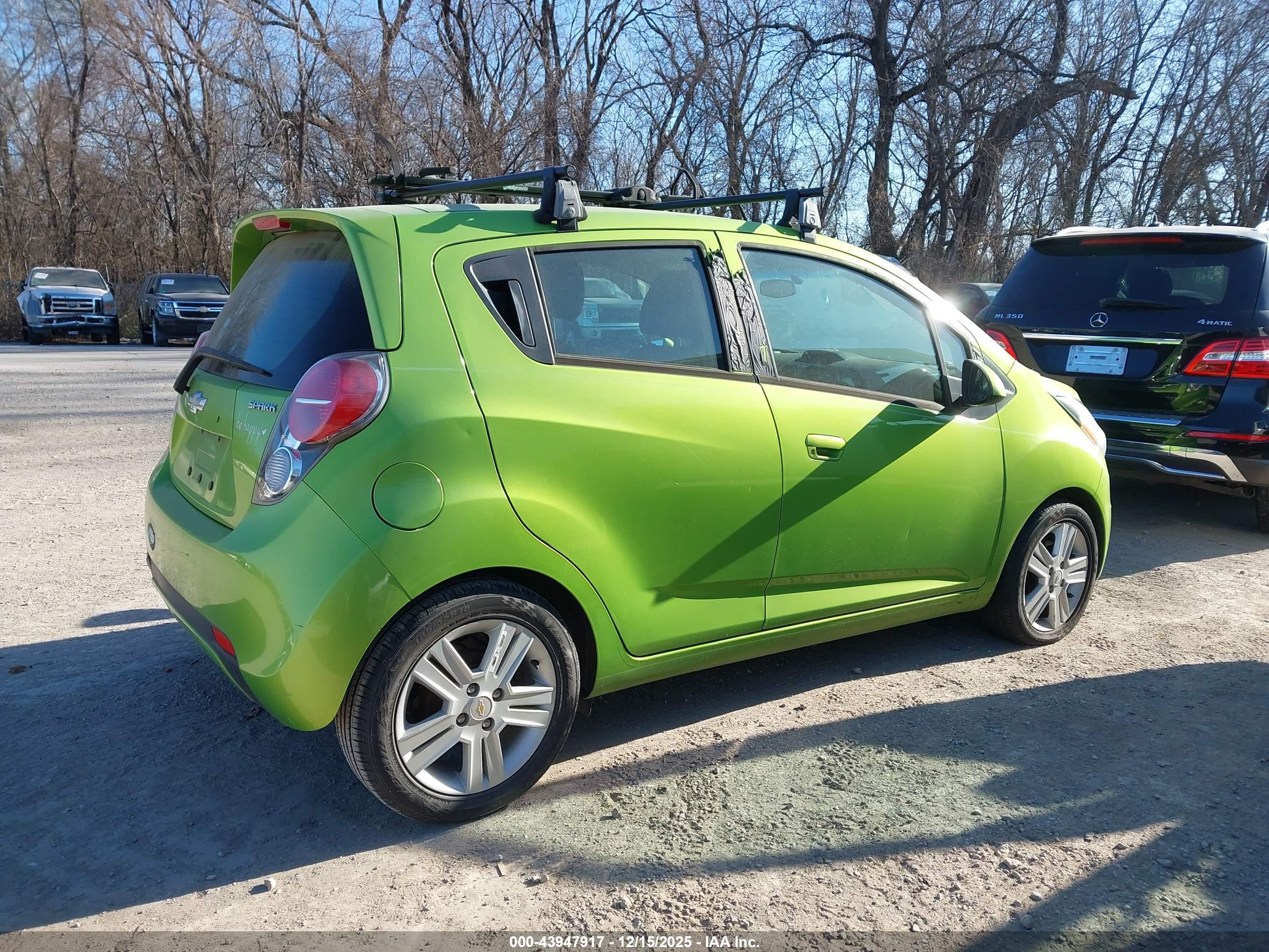 CHEVROLET SPARK image 4