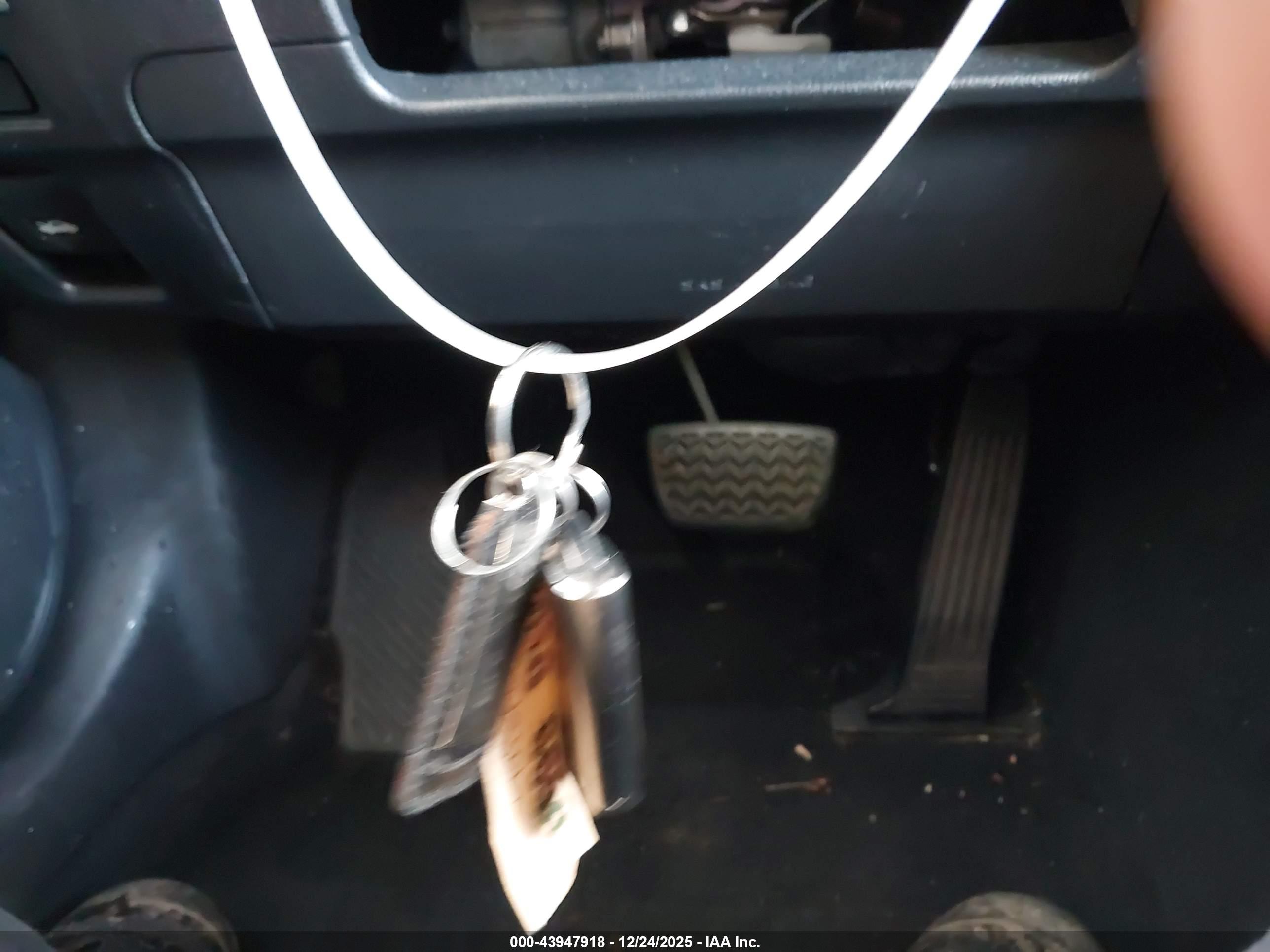 LEXUS ES image 11