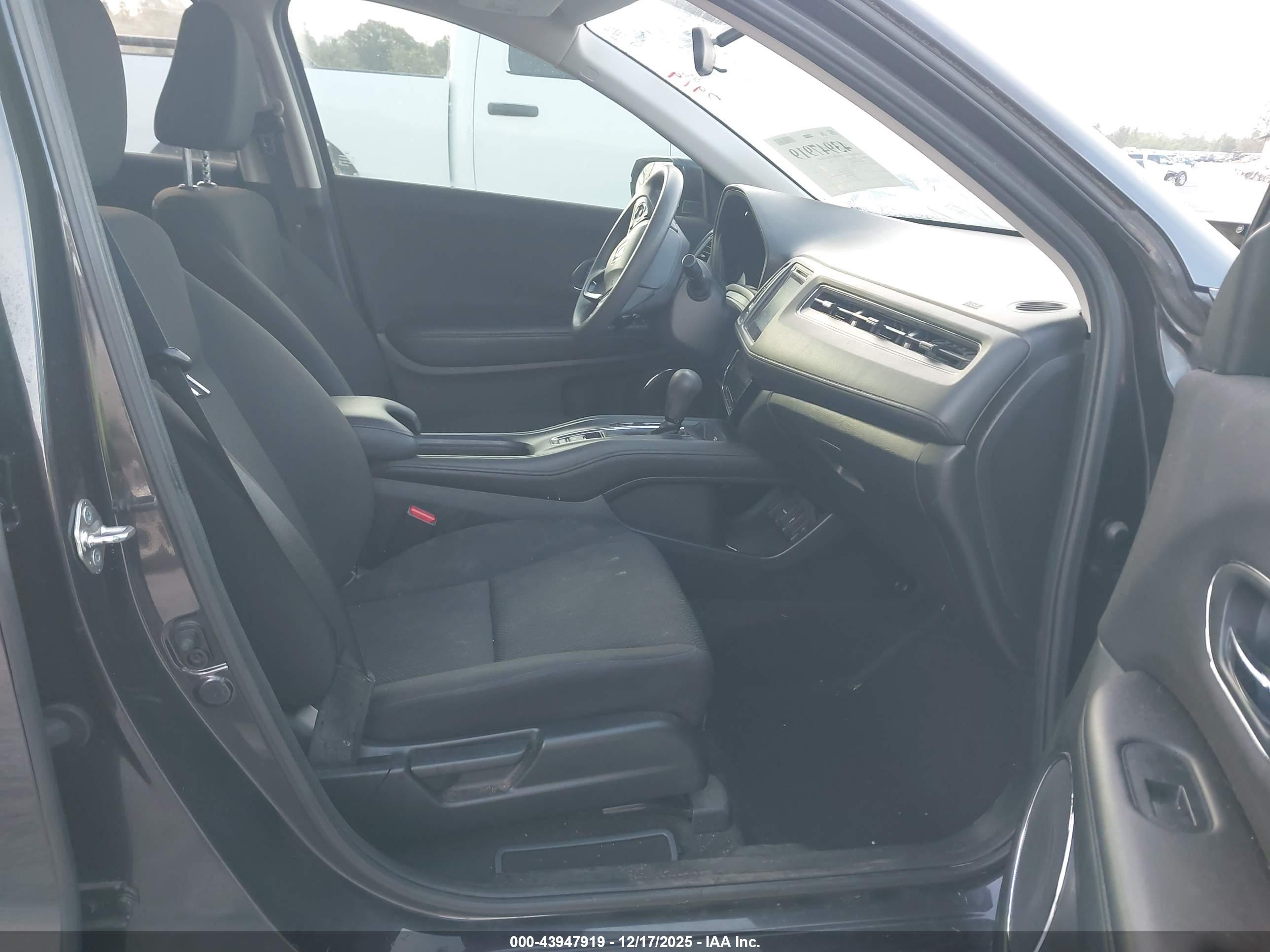 HONDA HR-V image 5
