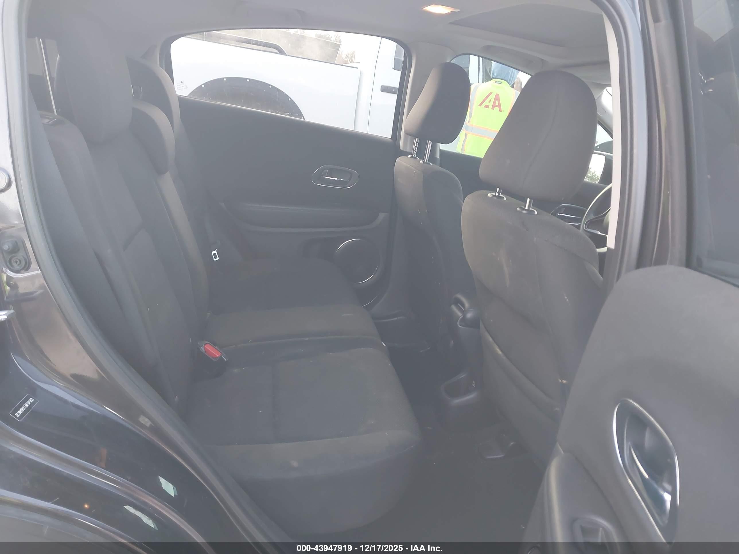 HONDA HR-V image 8