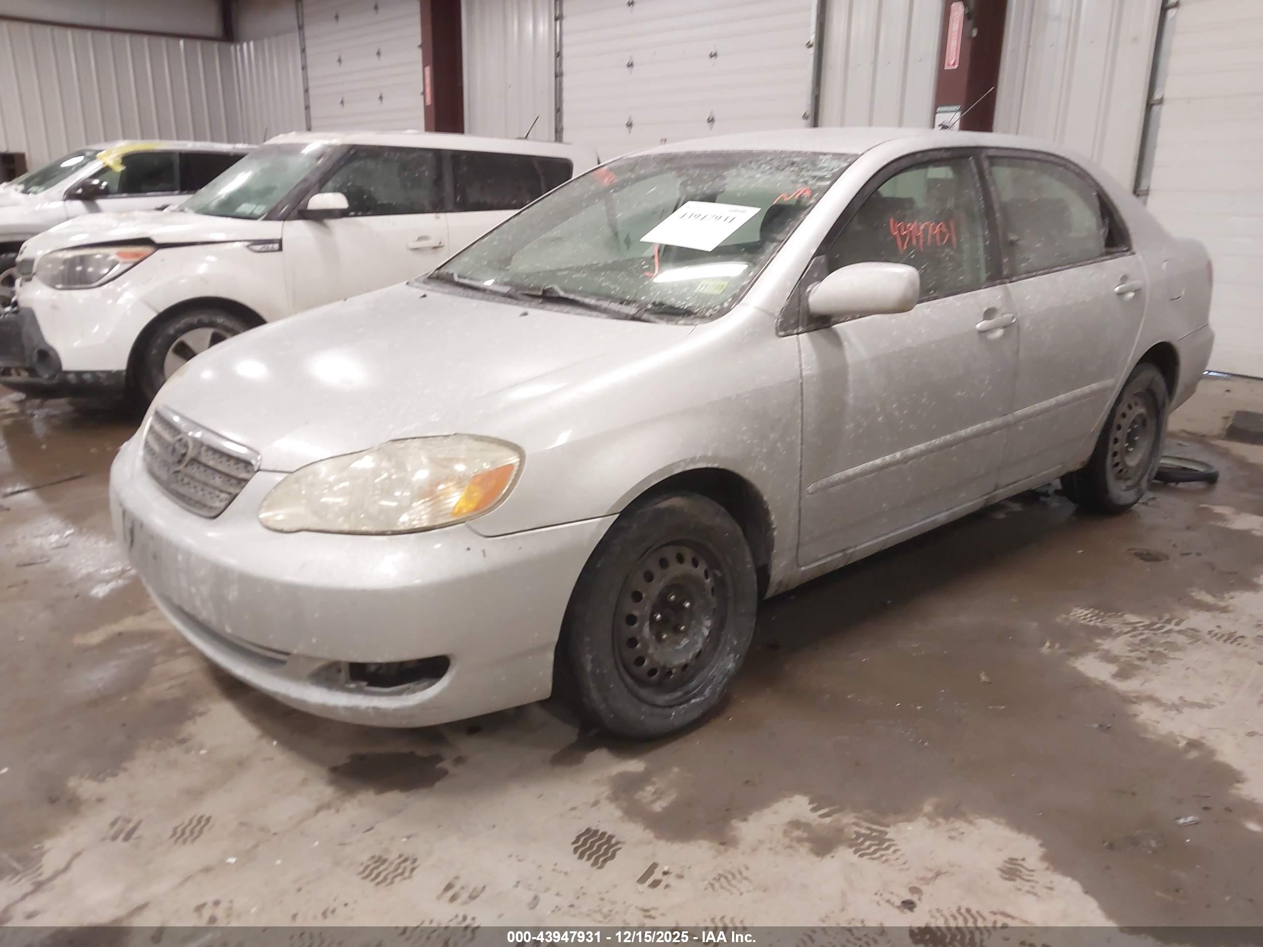 TOYOTA COROLLA image 2
