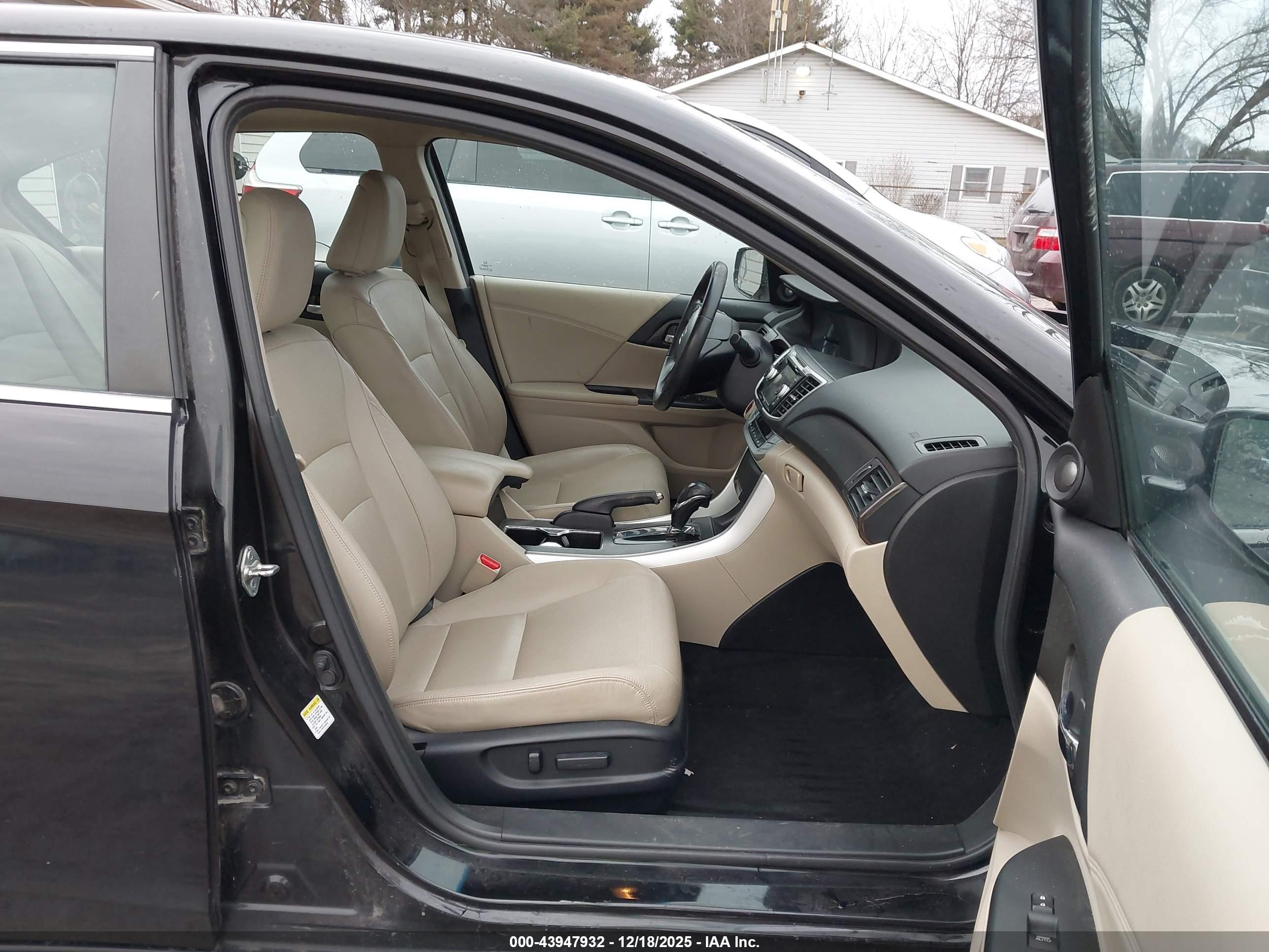 HONDA ACCORD image 5