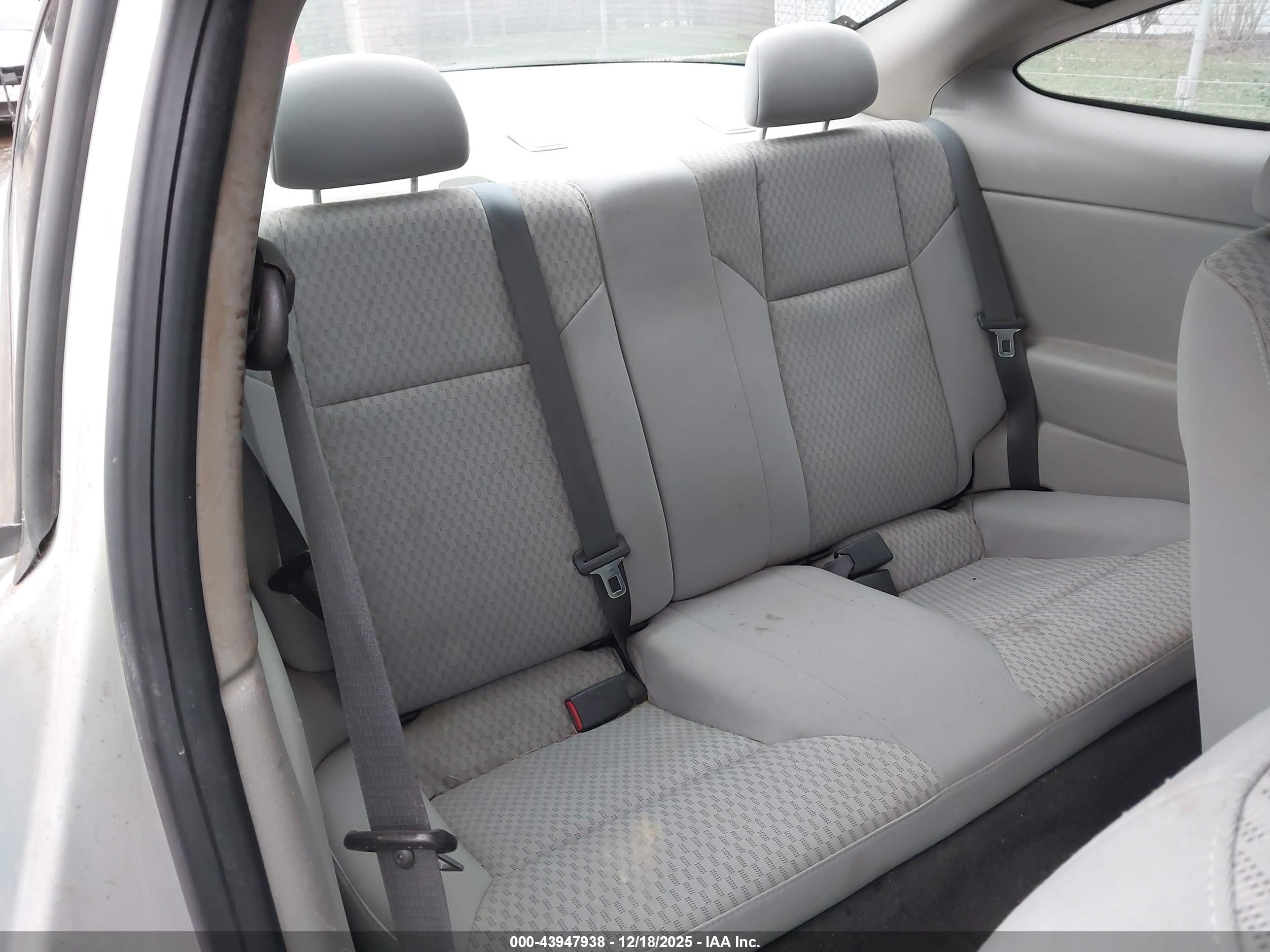 CHEVROLET COBALT image 8
