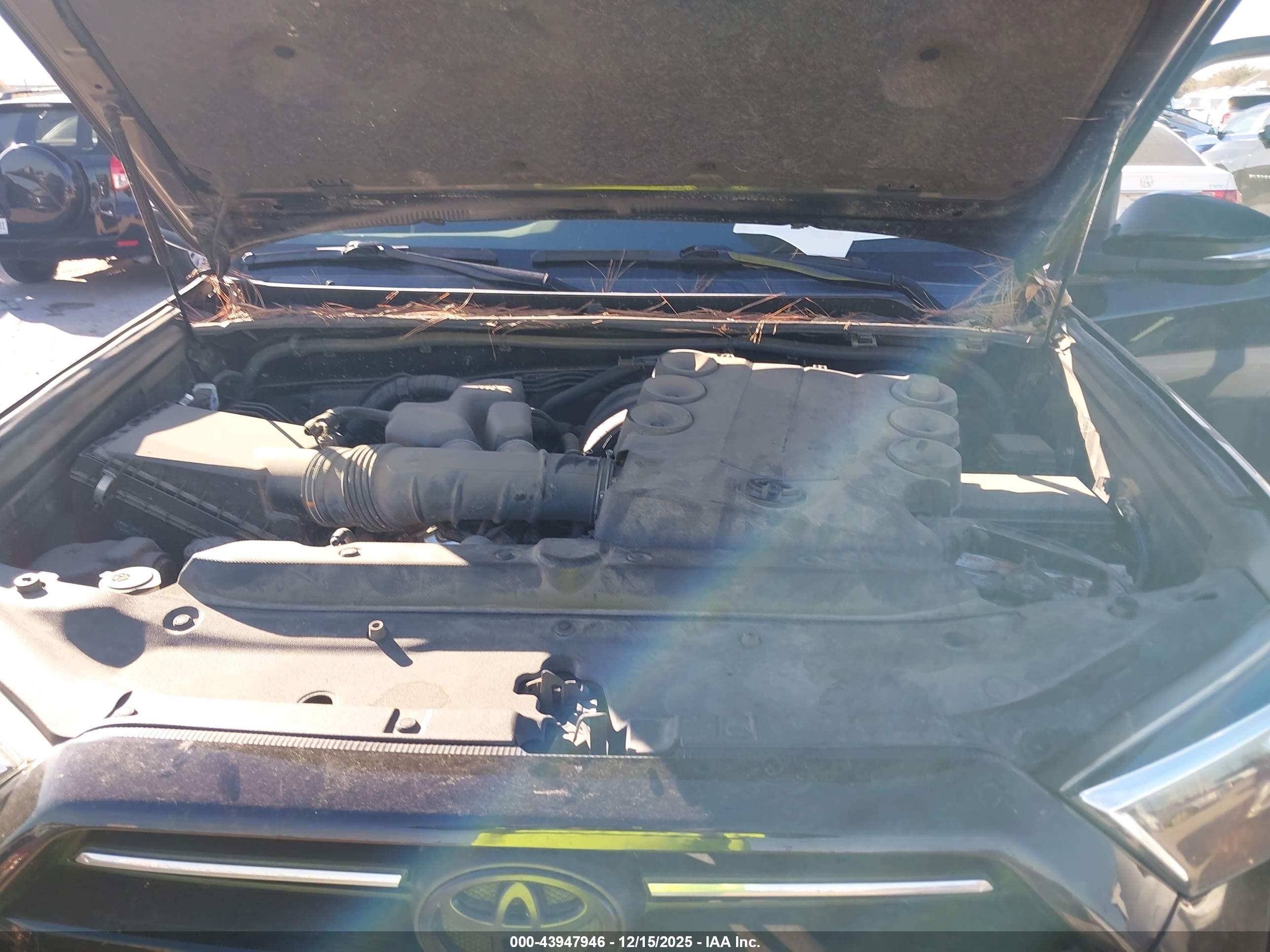 TOYOTA 4RUNNER image 10