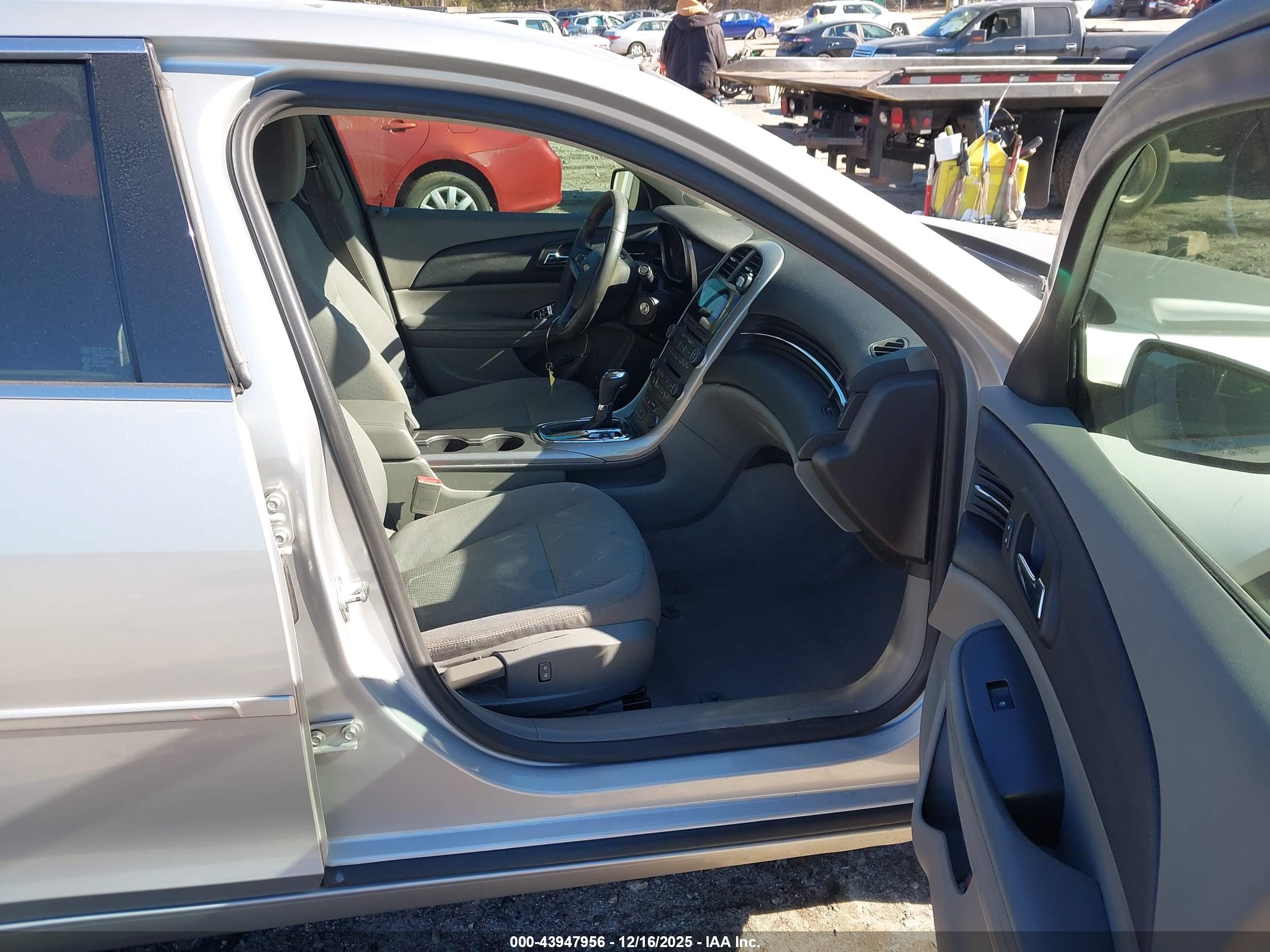 CHEVROLET MALIBU image 5