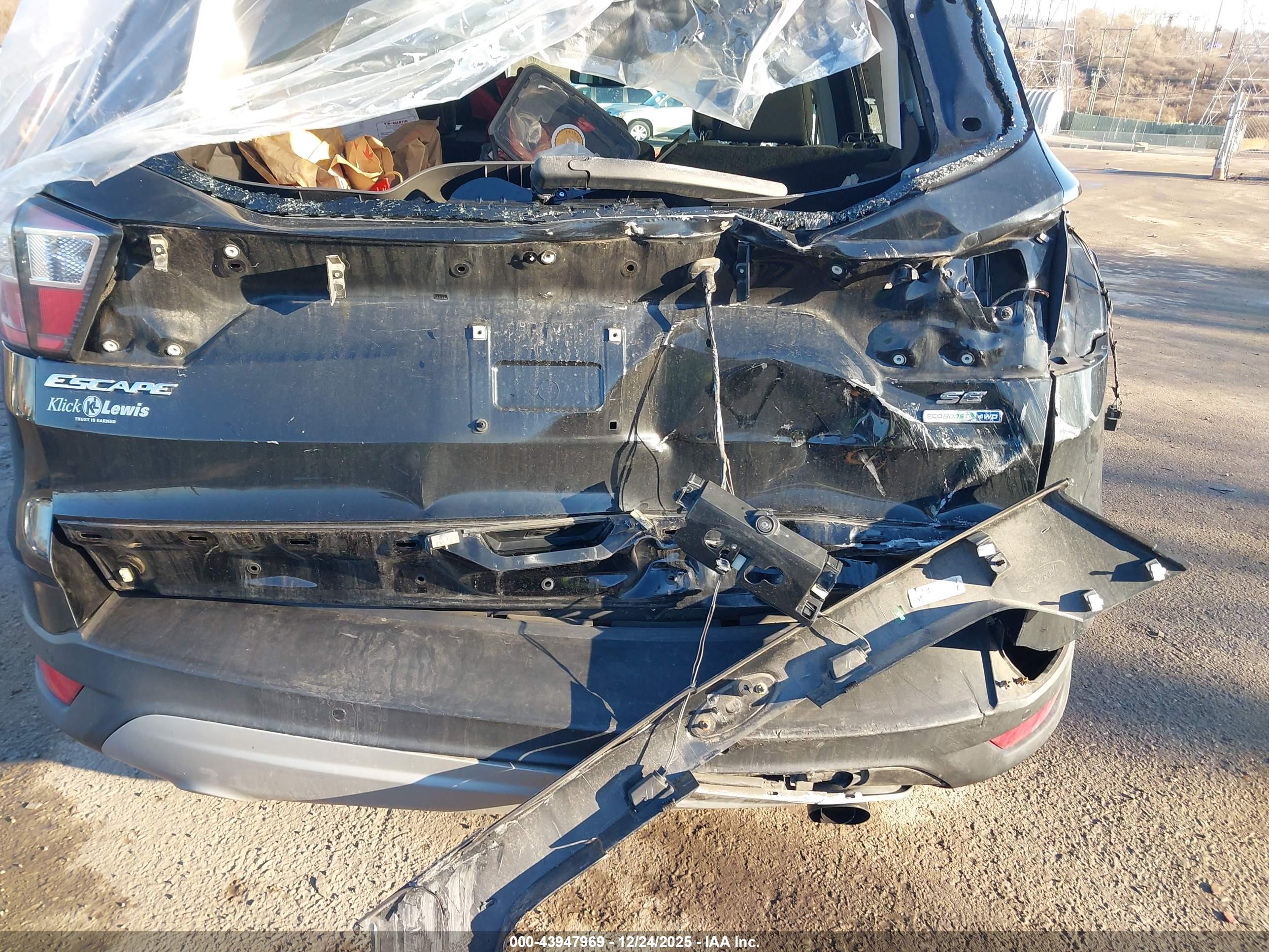FORD ESCAPE image 6