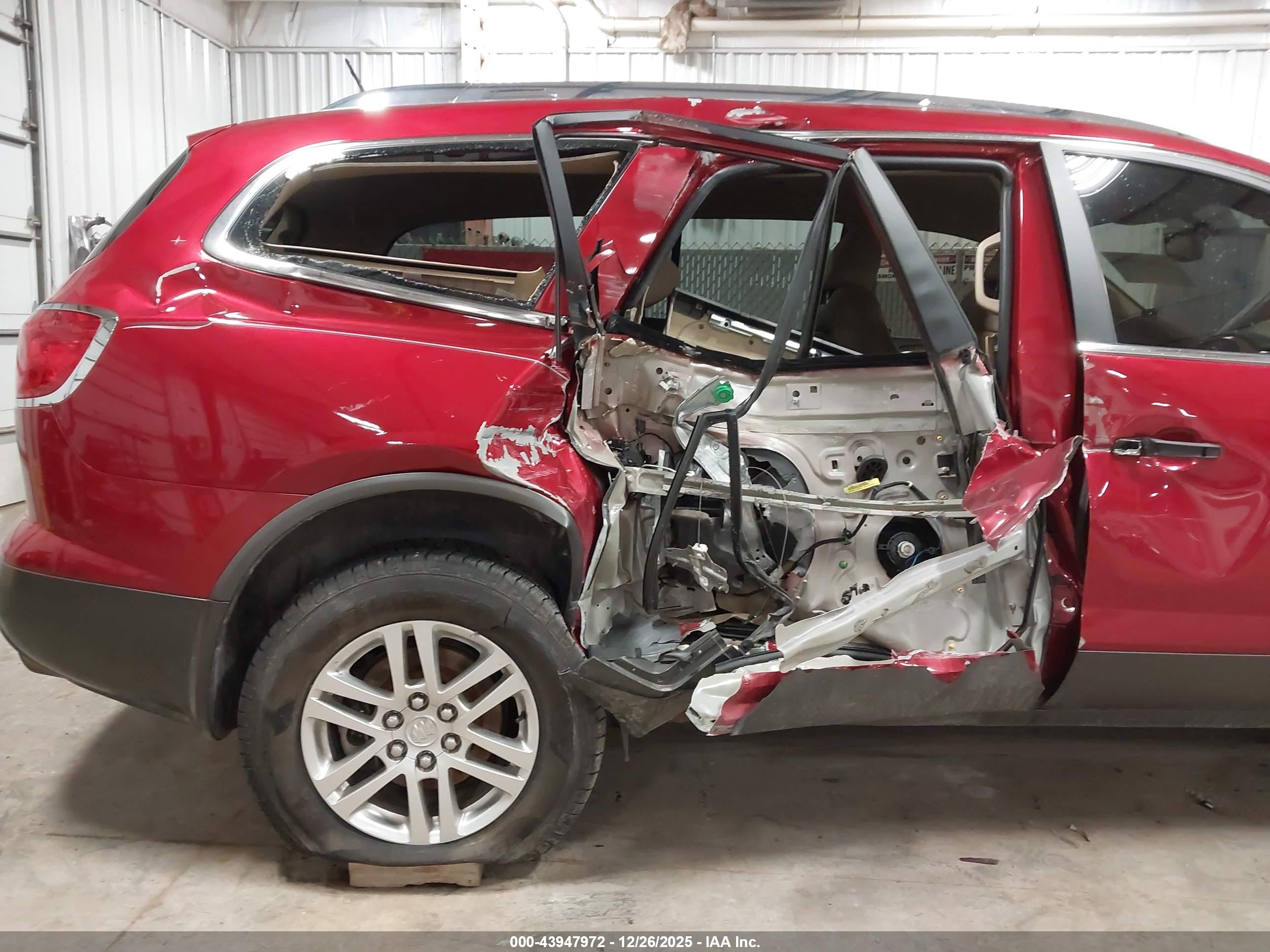 BUICK ENCLAVE image 6