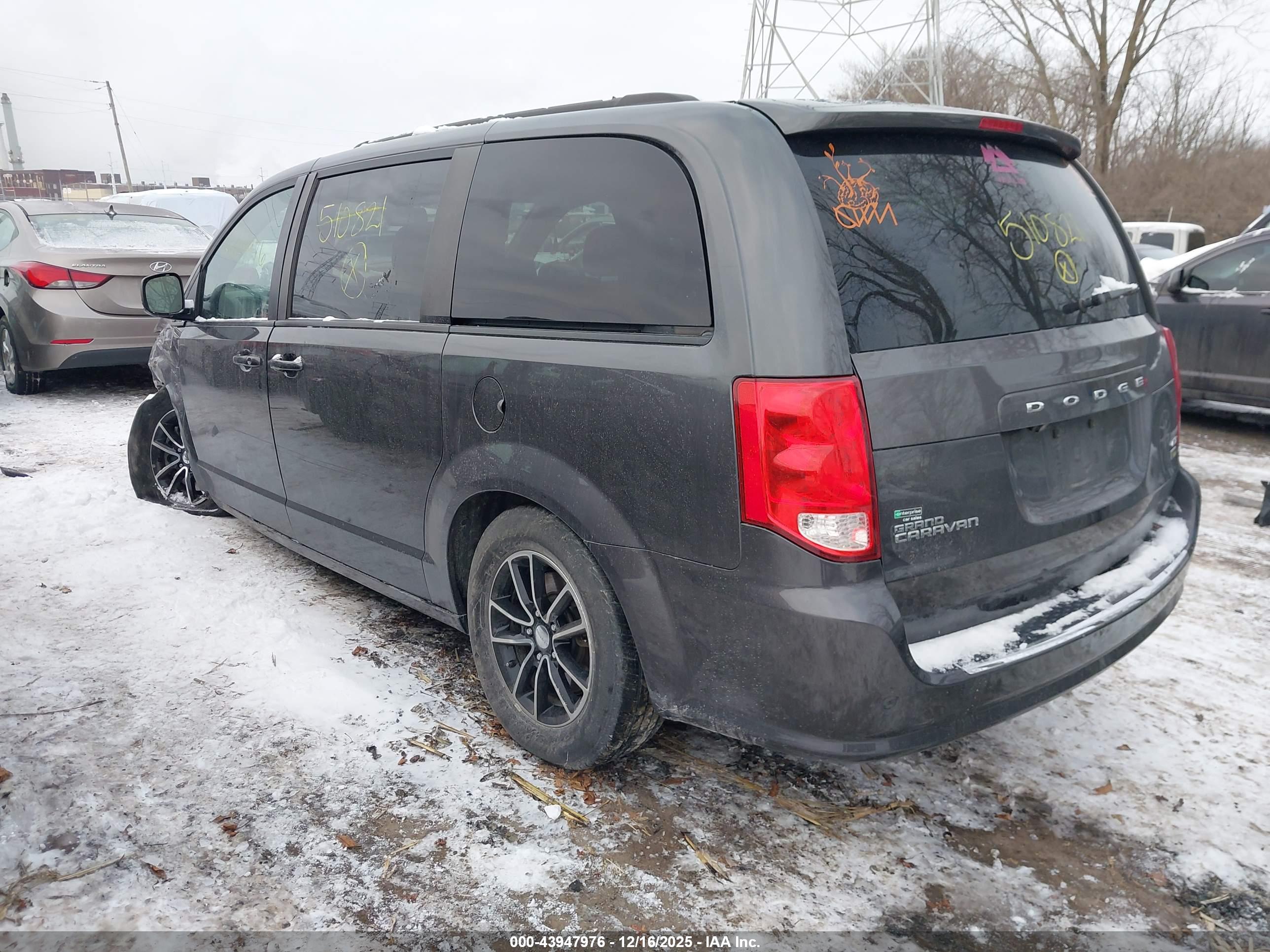 DODGE GRAND image 3