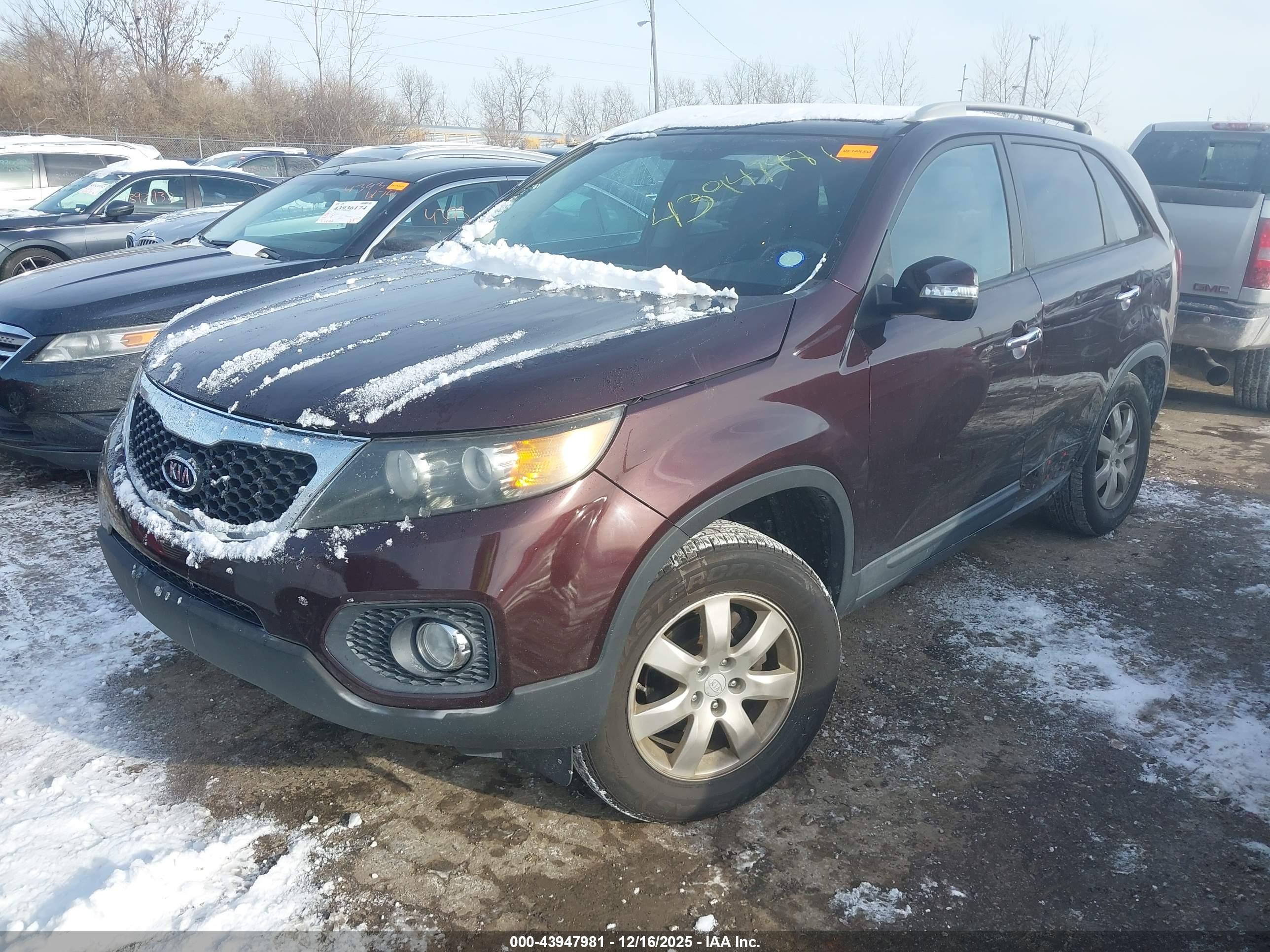 KIA SORENTO image 2