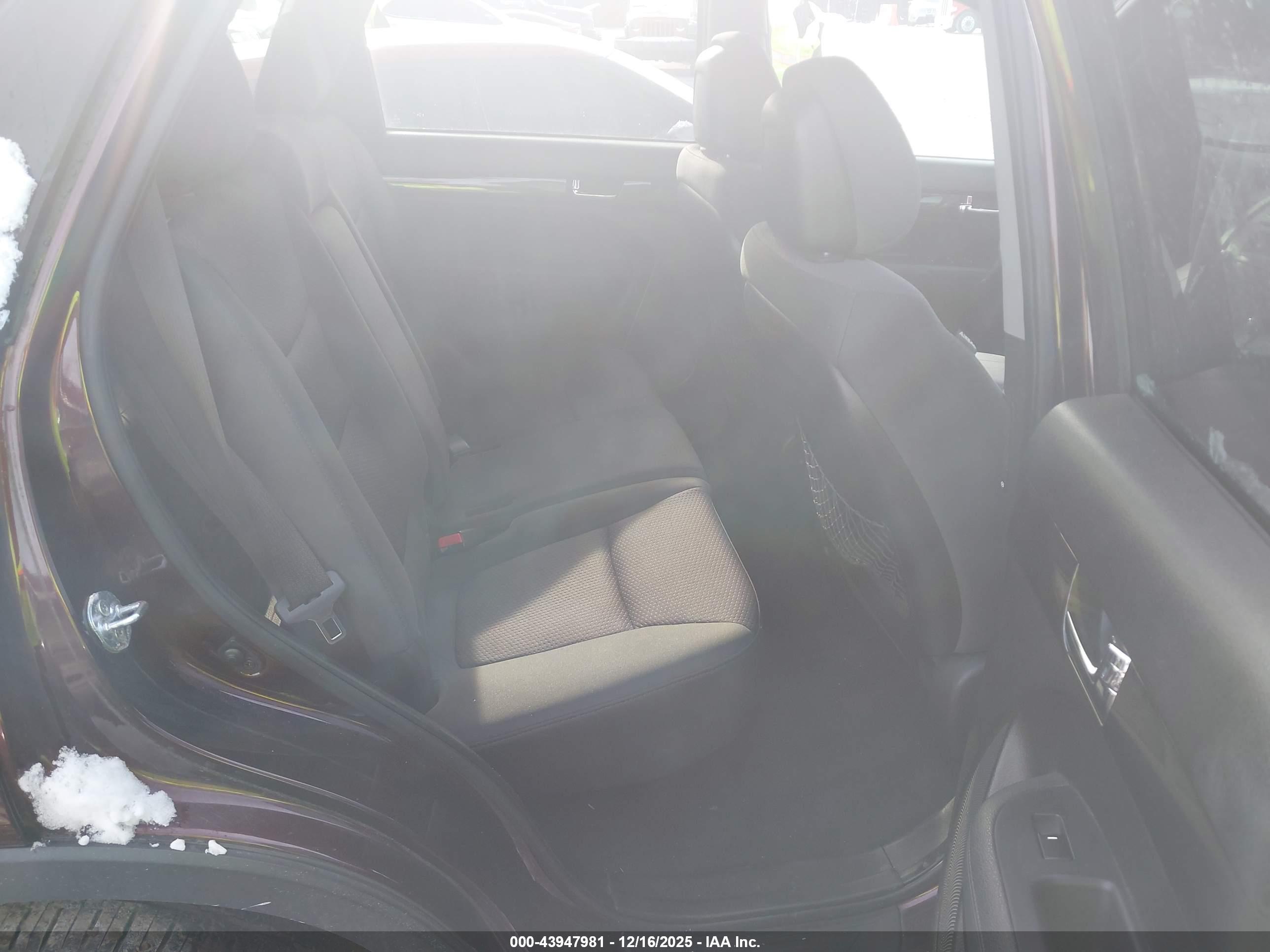 KIA SORENTO image 8