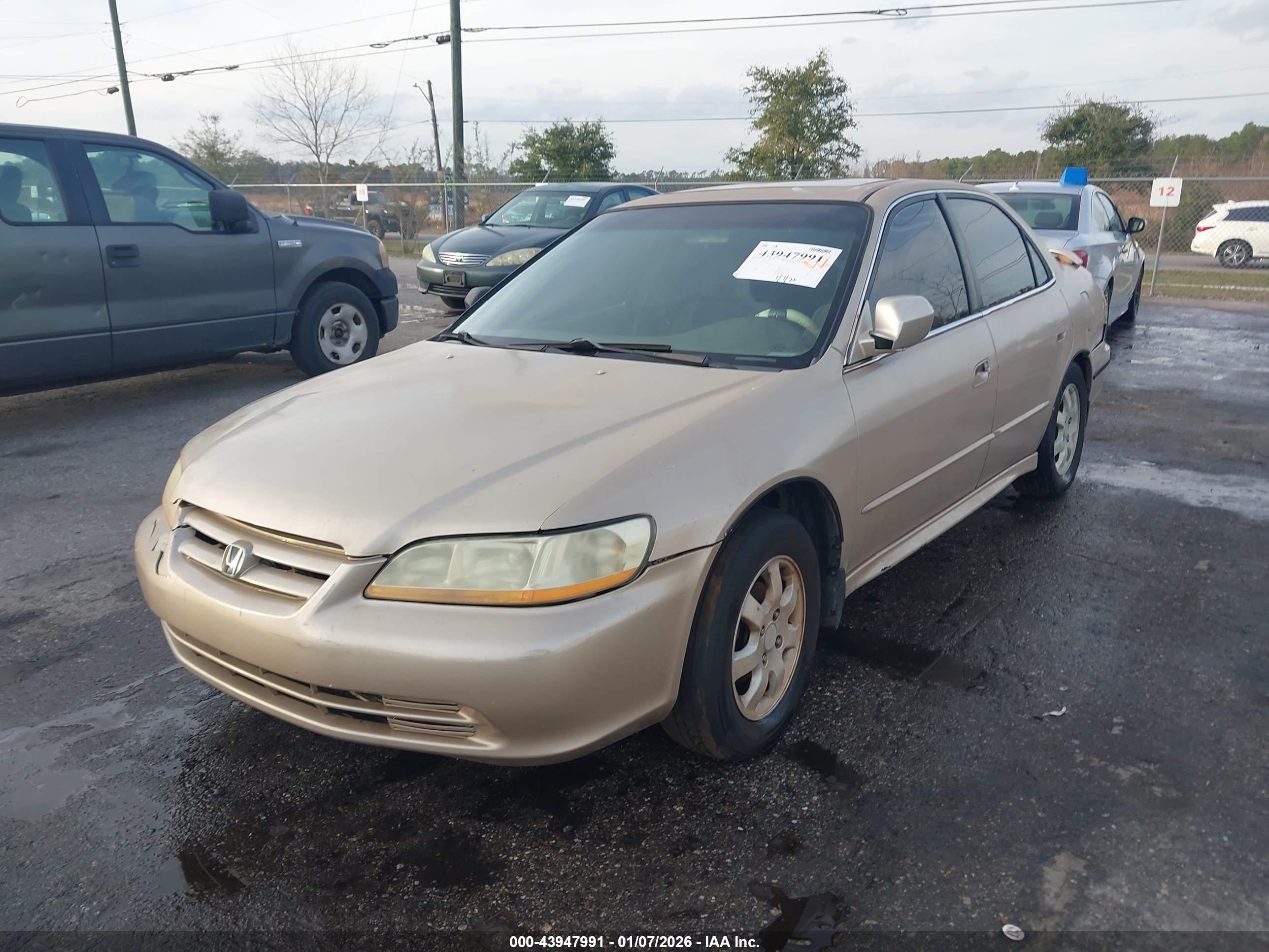 HONDA ACCORD image 2