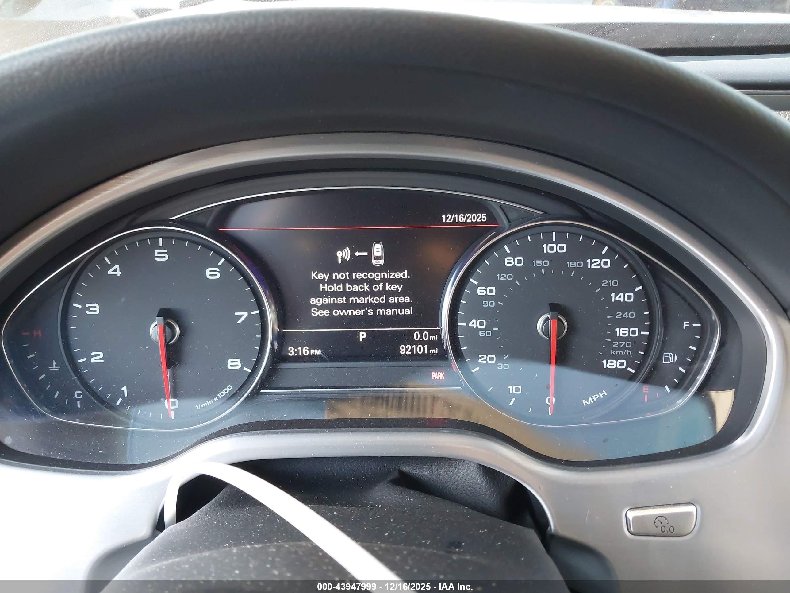 AUDI A8 image 7