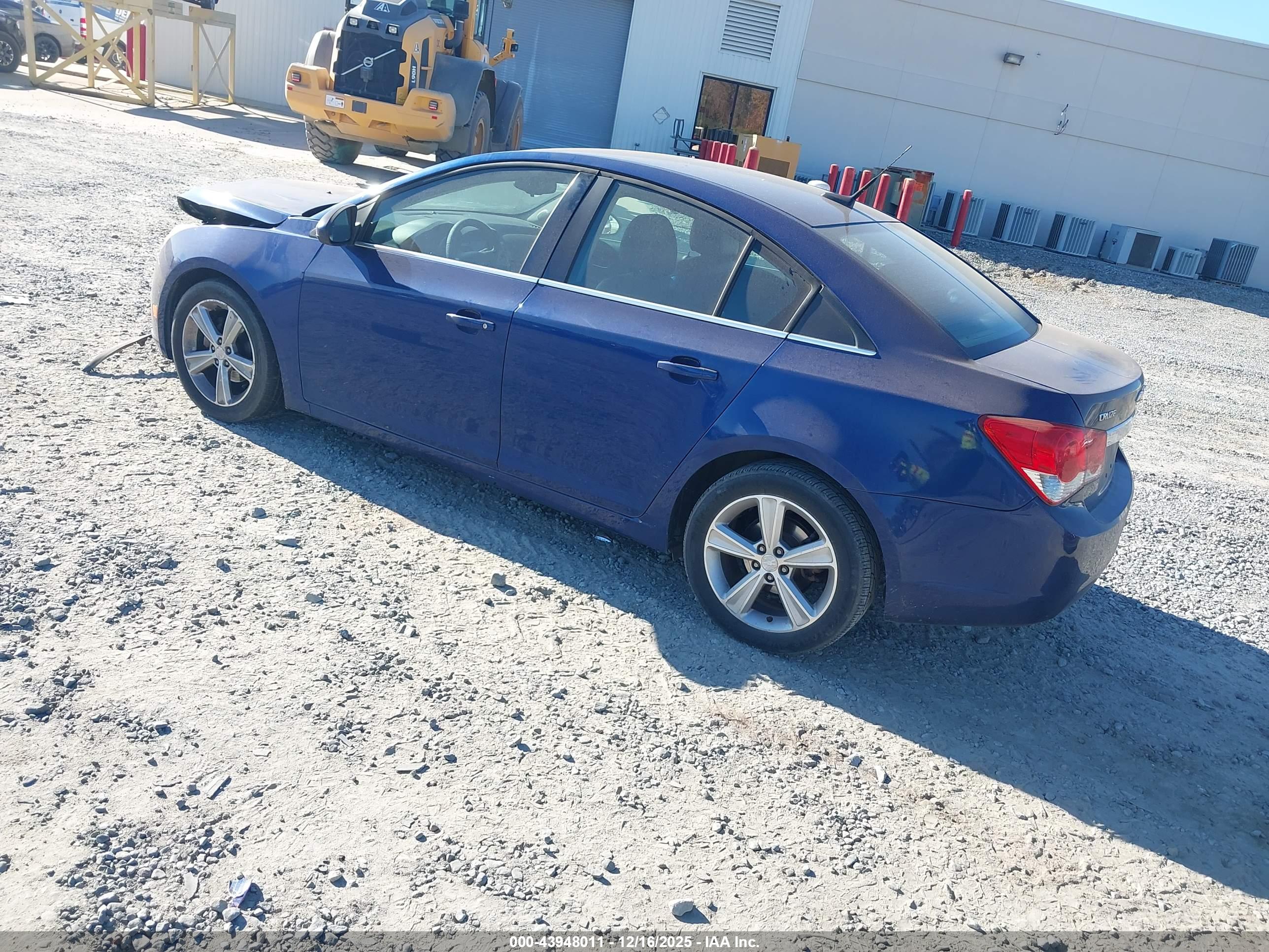 CHEVROLET CRUZE image 3