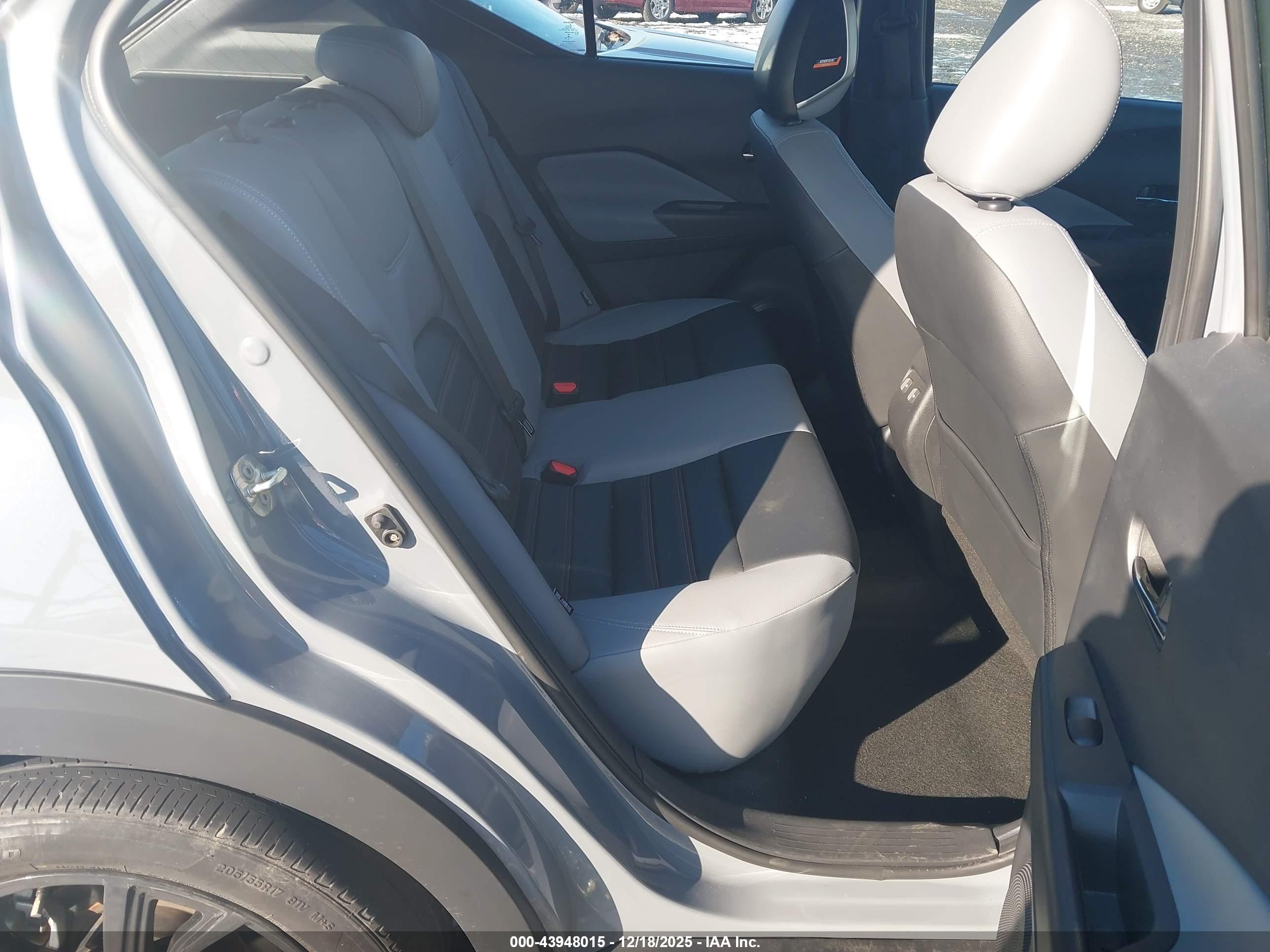 NISSAN KICKS image 8