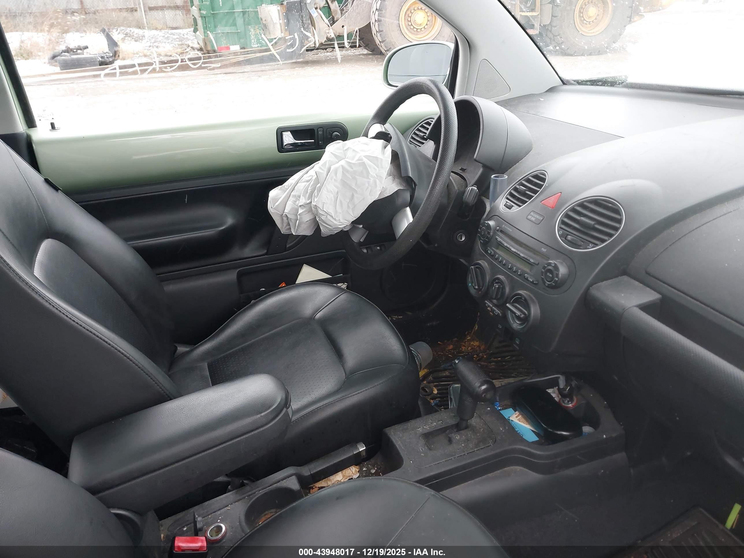 VOLKSWAGEN NEW image 5