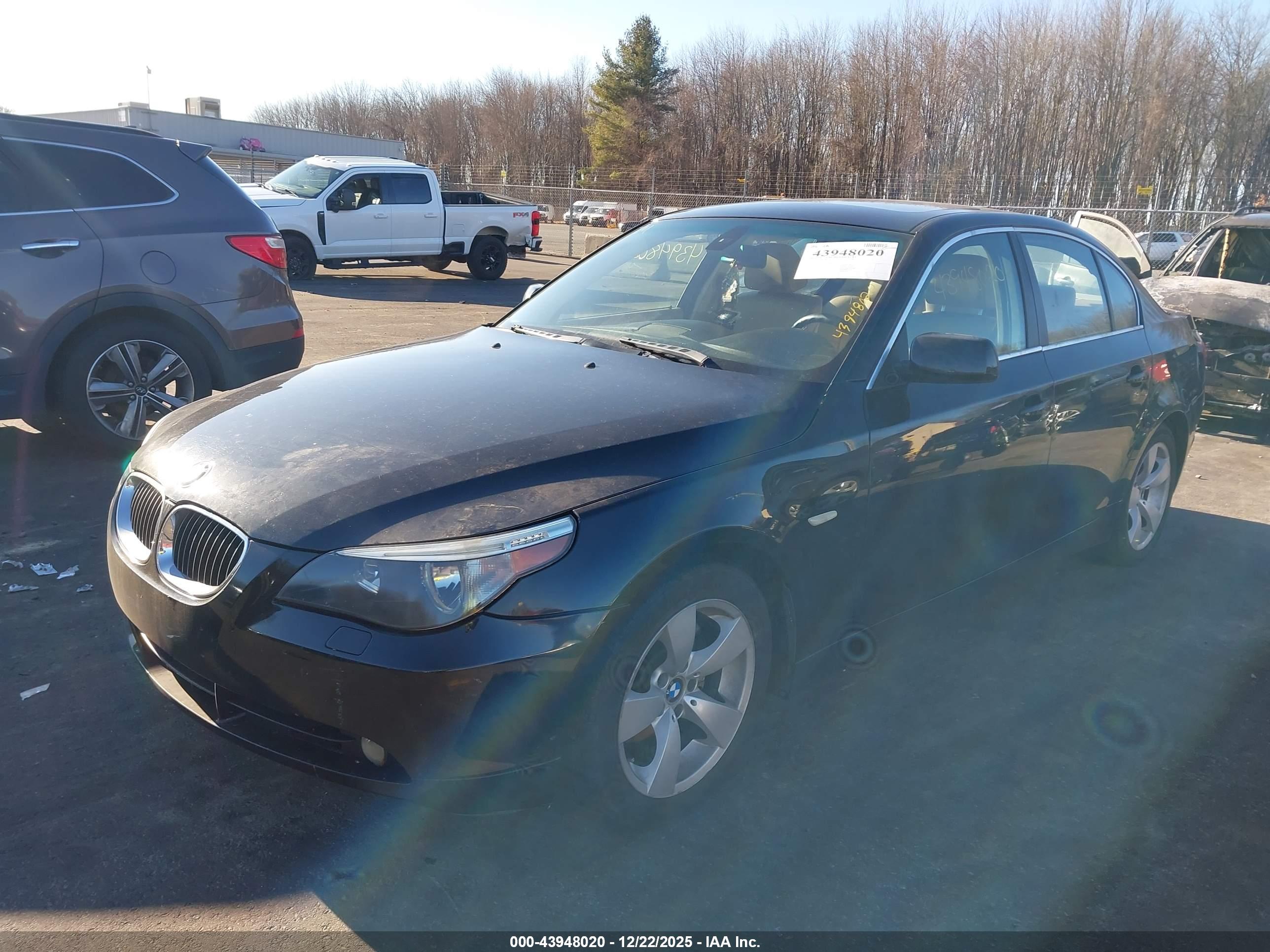 BMW 525I image 2