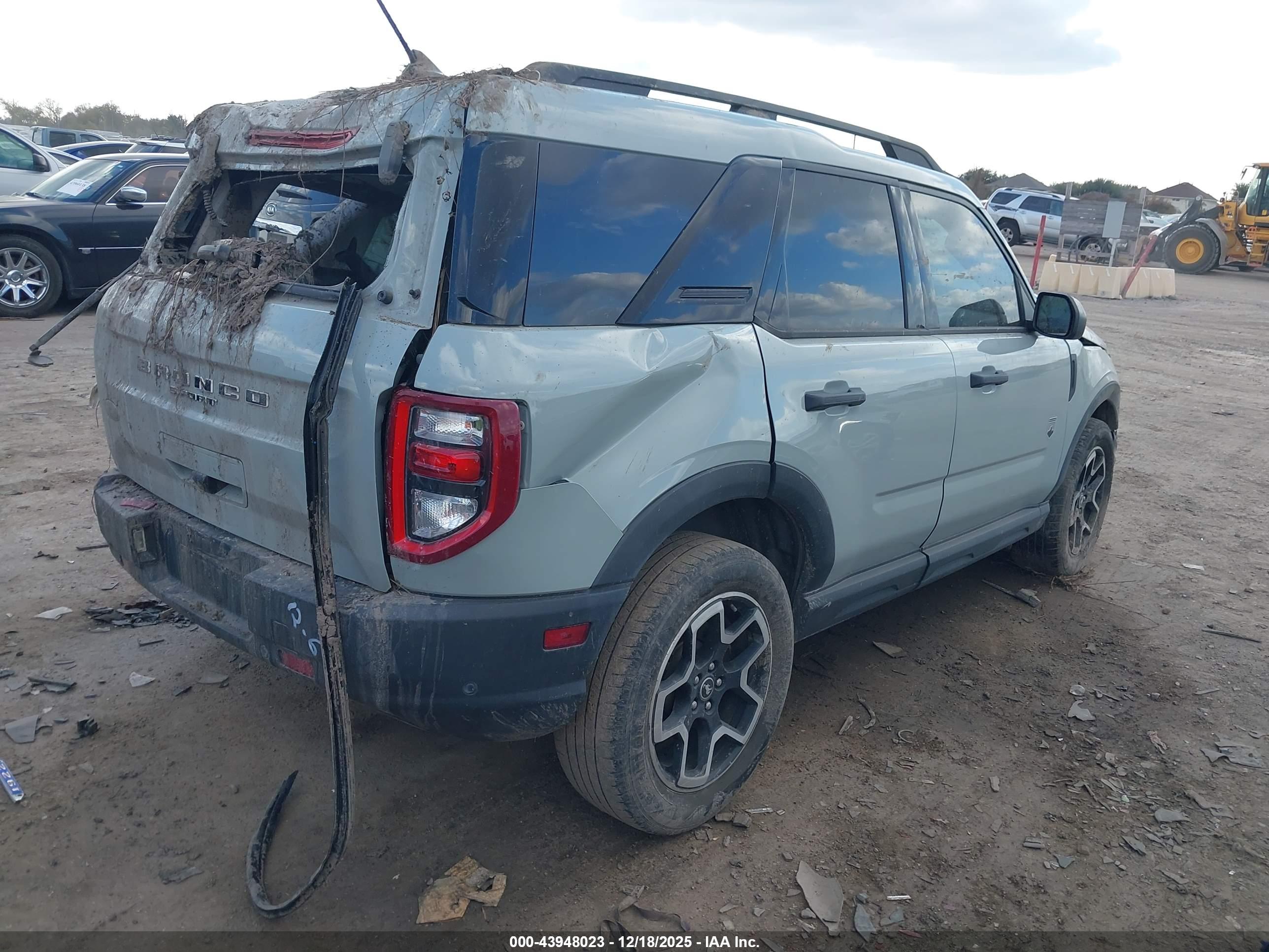 FORD BRONCO image 4