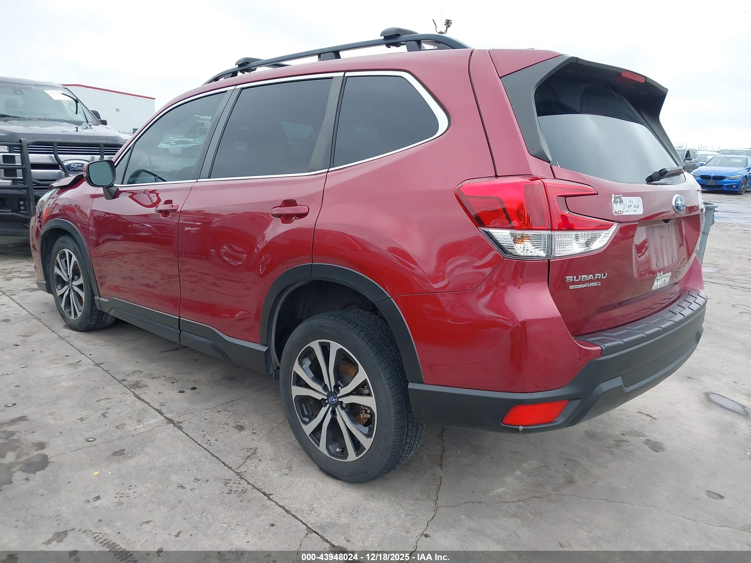 SUBARU FORESTER image 3