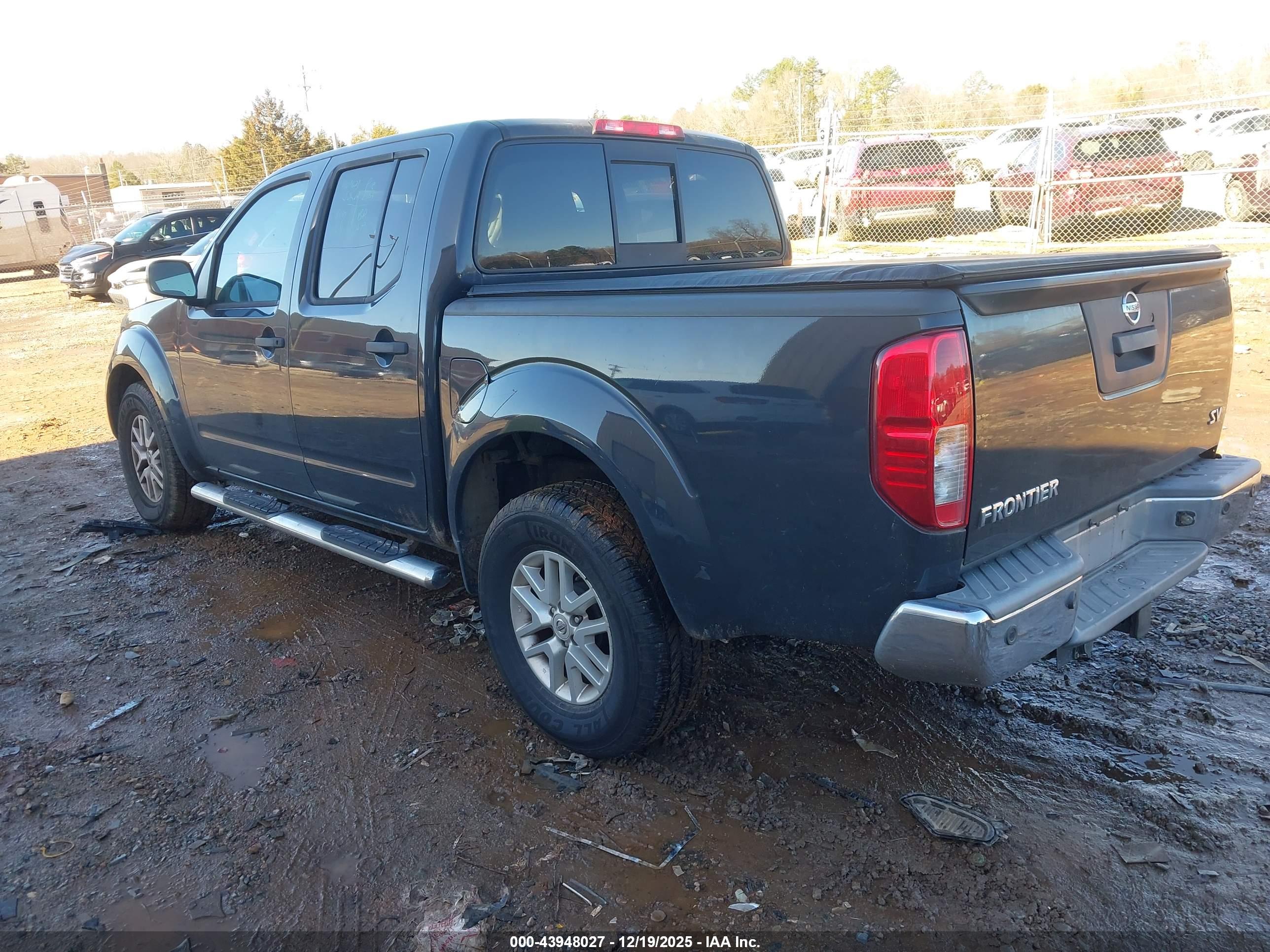 NISSAN FRONTIER image 3