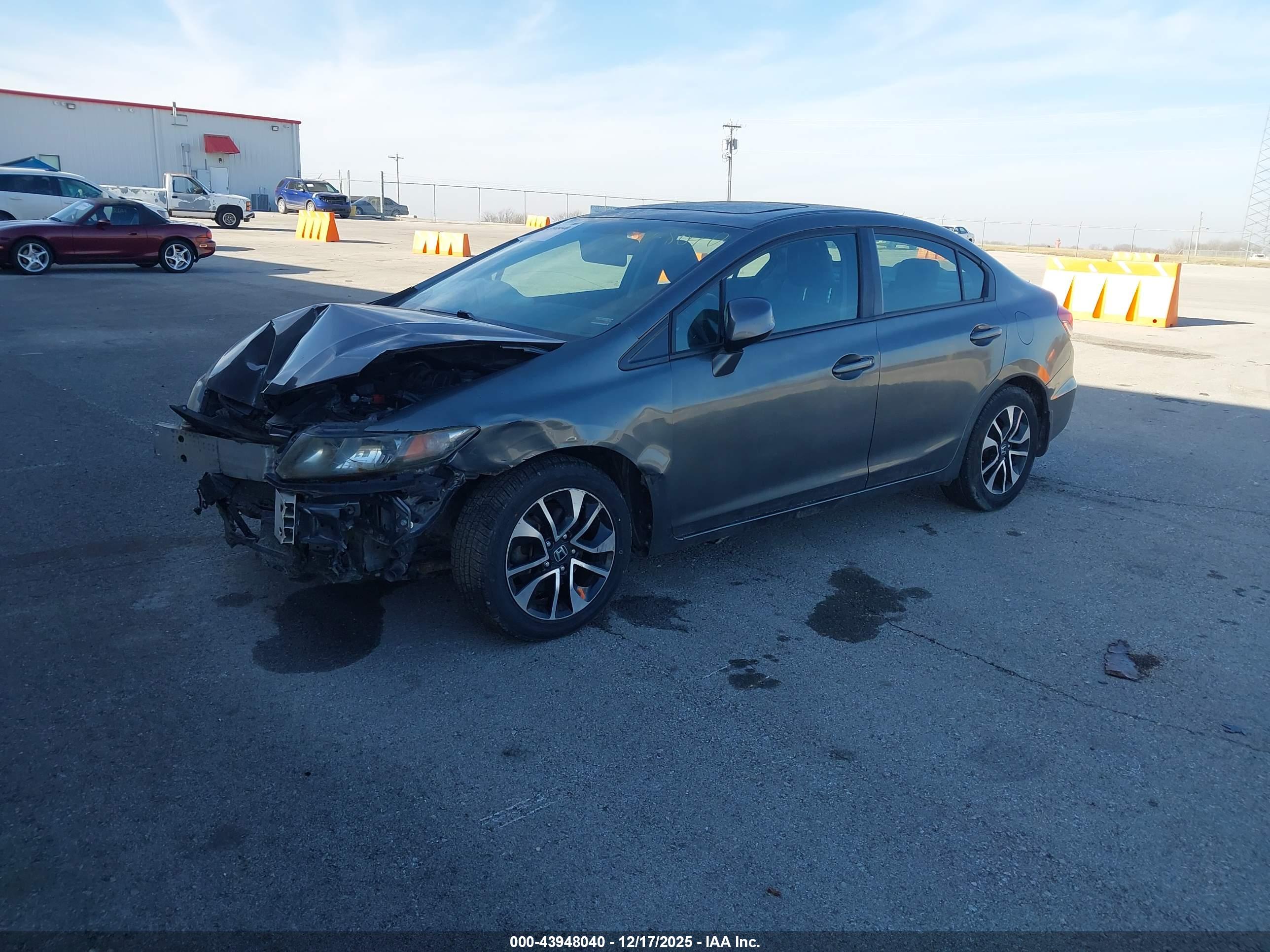 HONDA CIVIC image 2