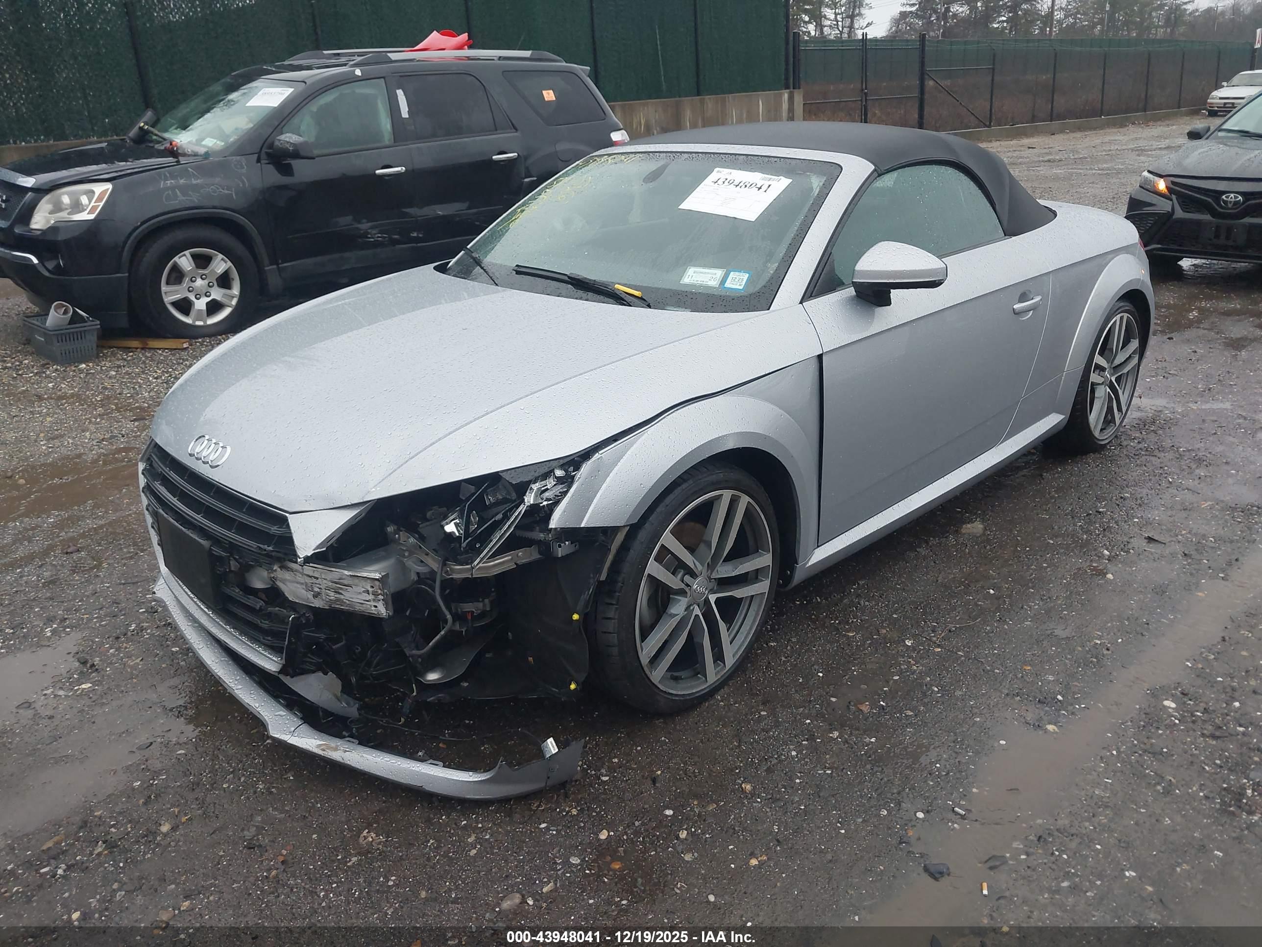 AUDI TT image 2