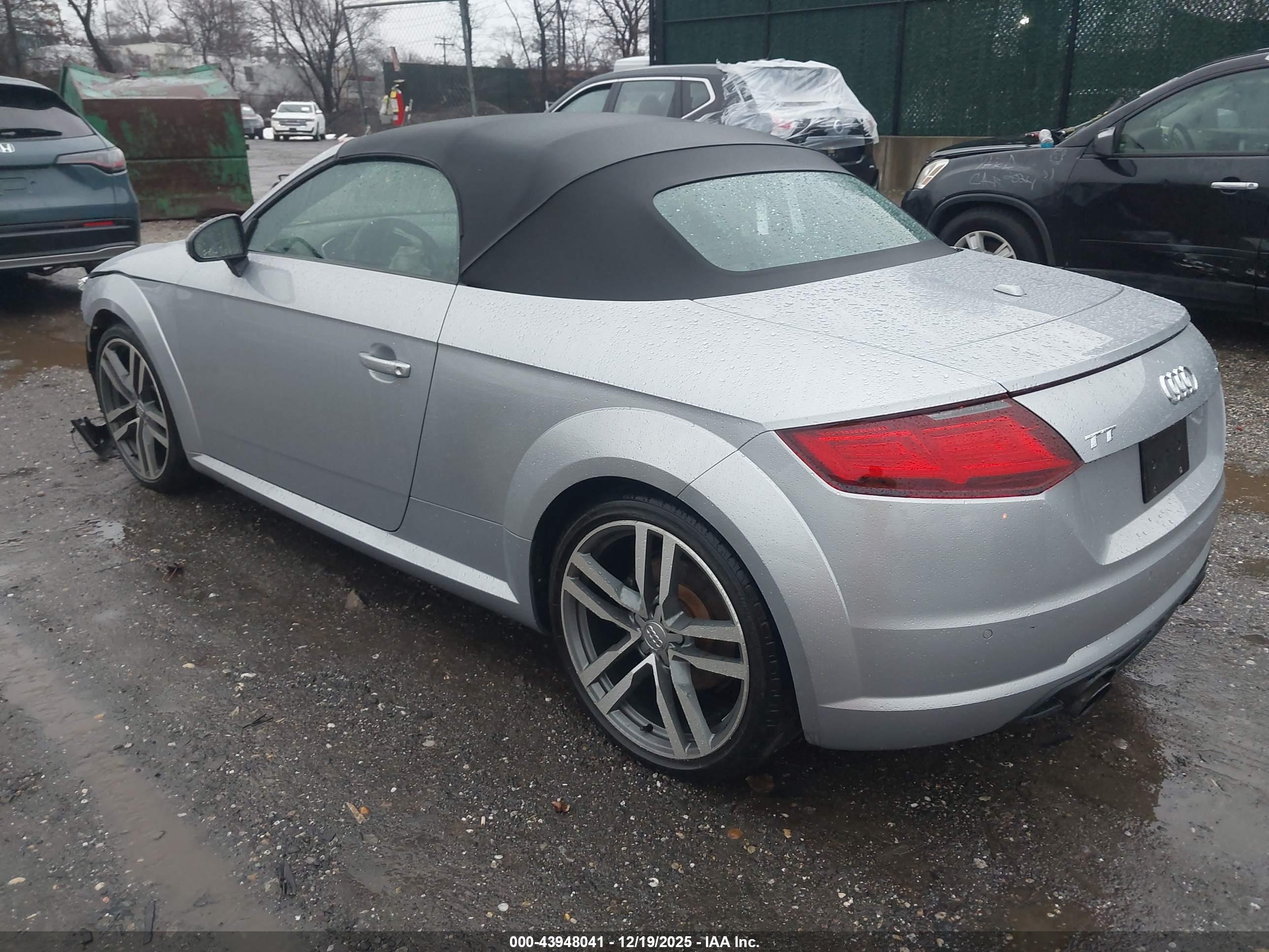 AUDI TT image 3