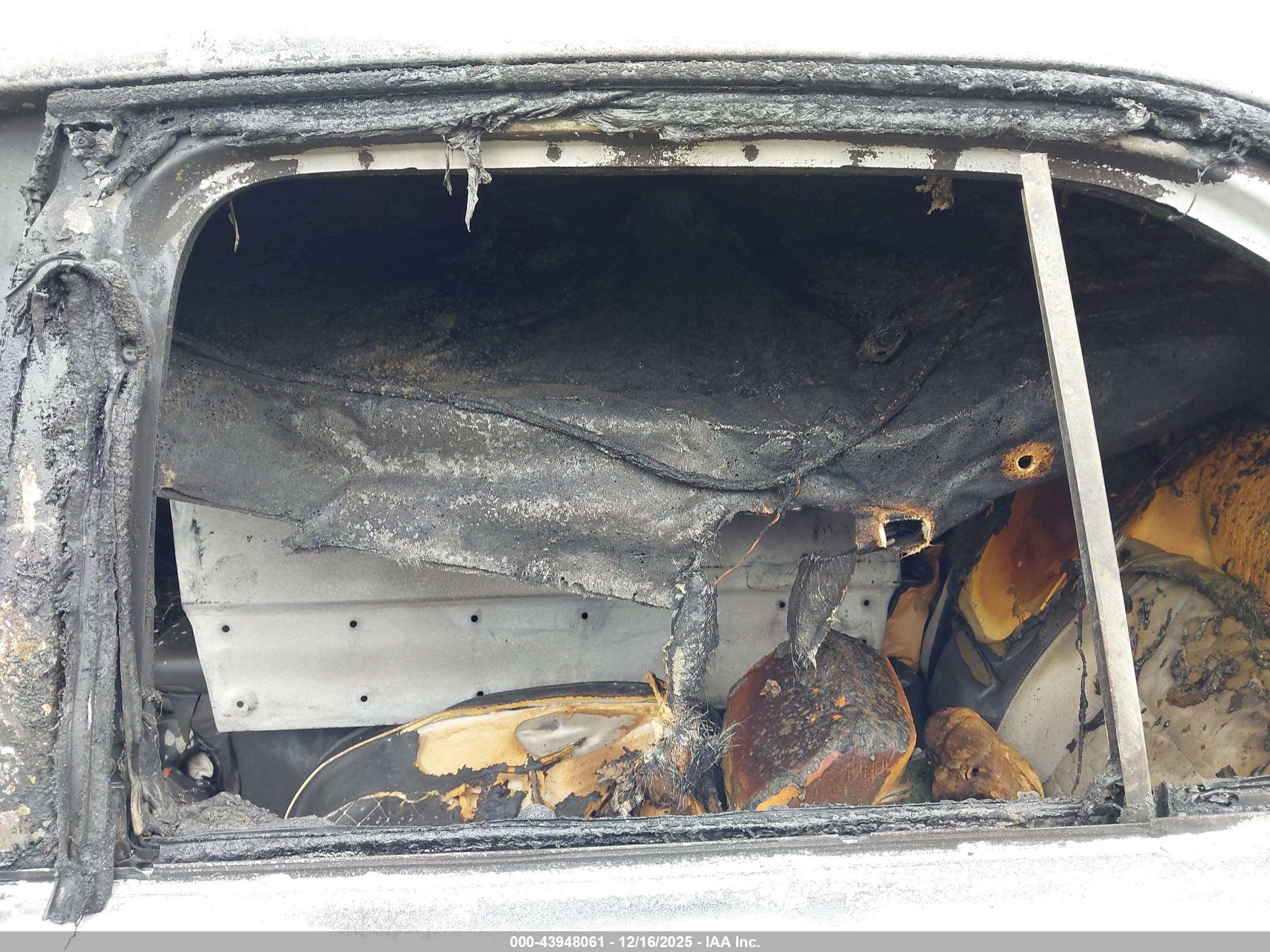 CHEVROLET EQUINOX image 8