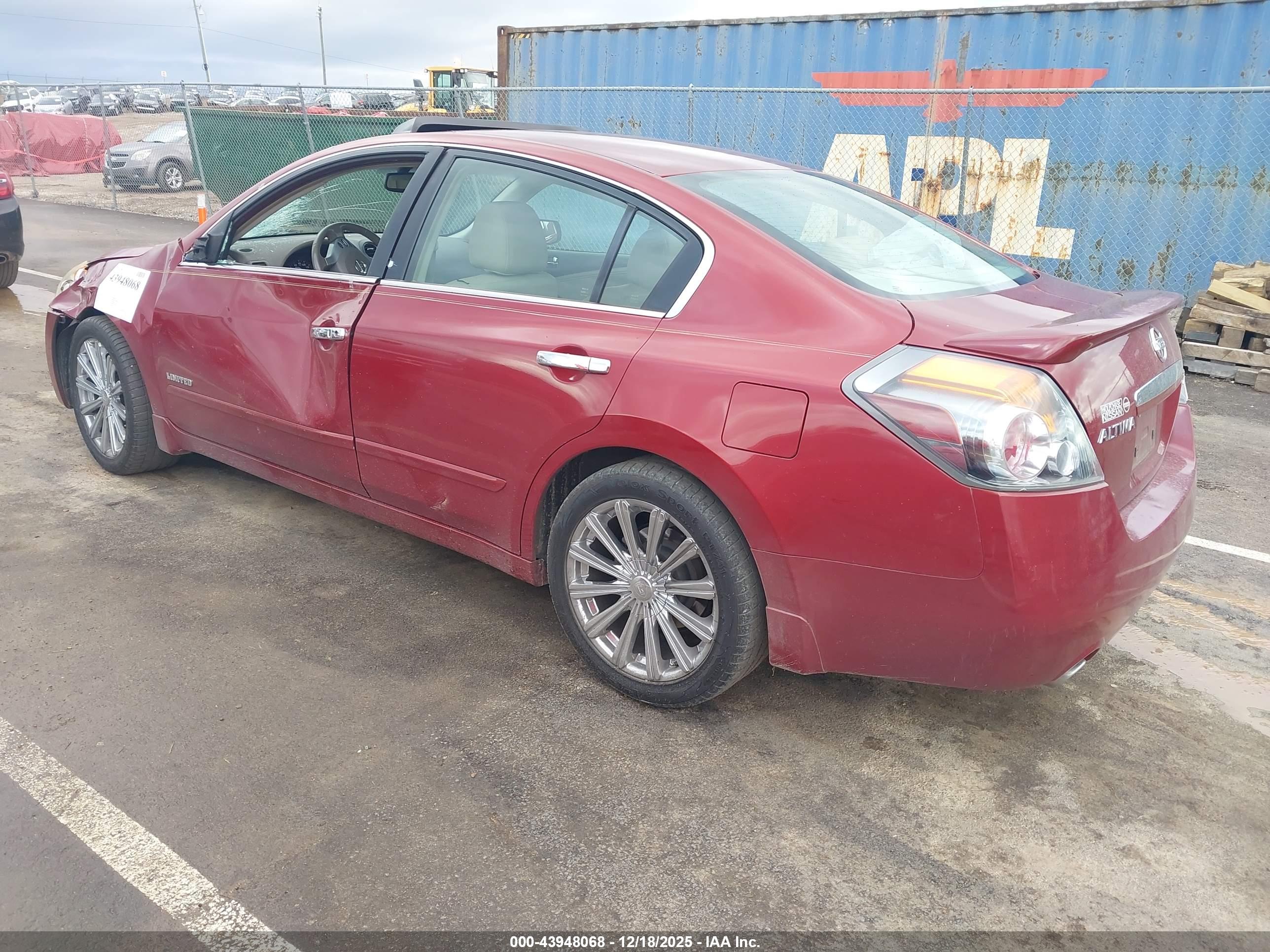 NISSAN ALTIMA image 3