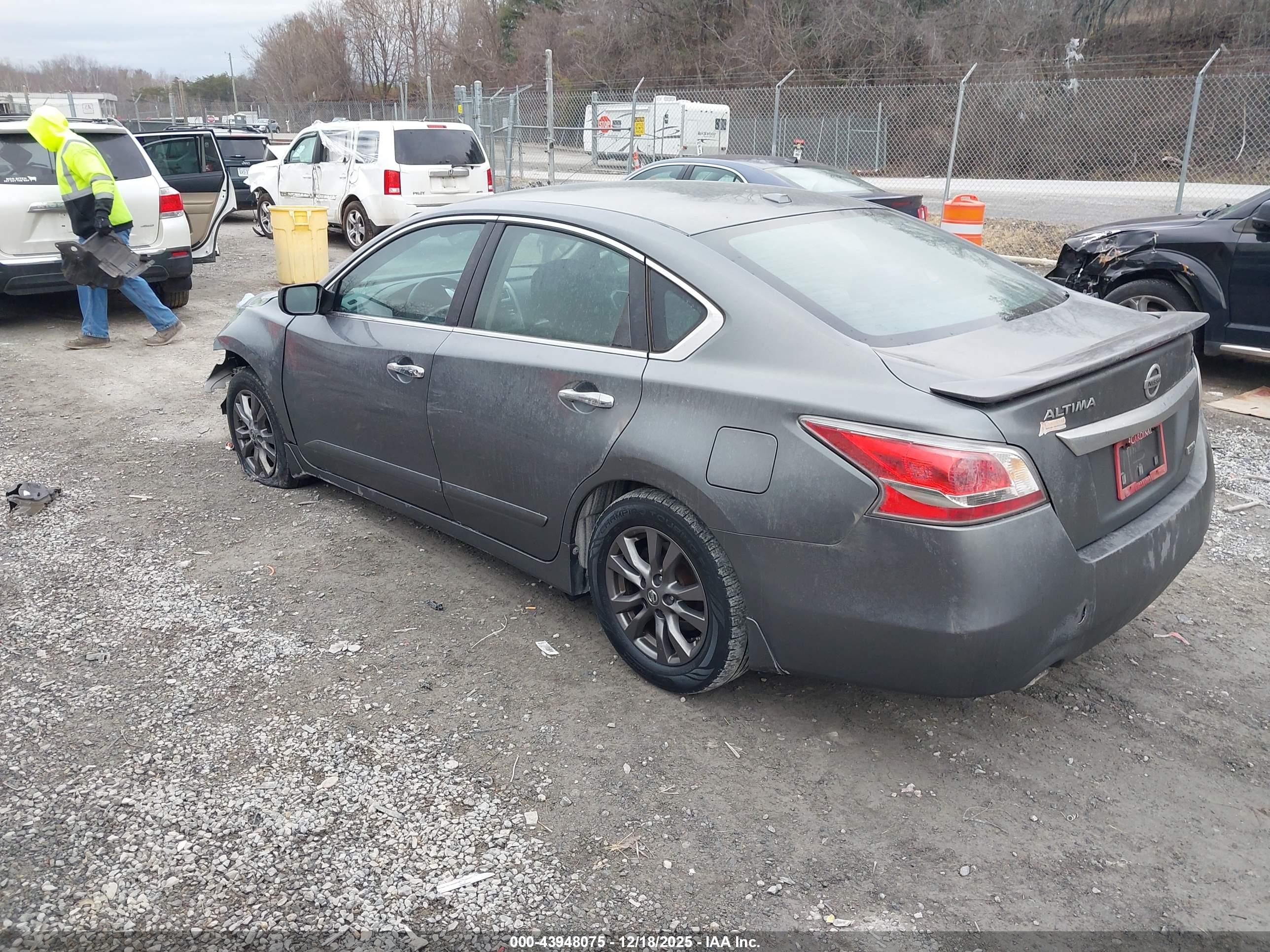 NISSAN ALTIMA image 3