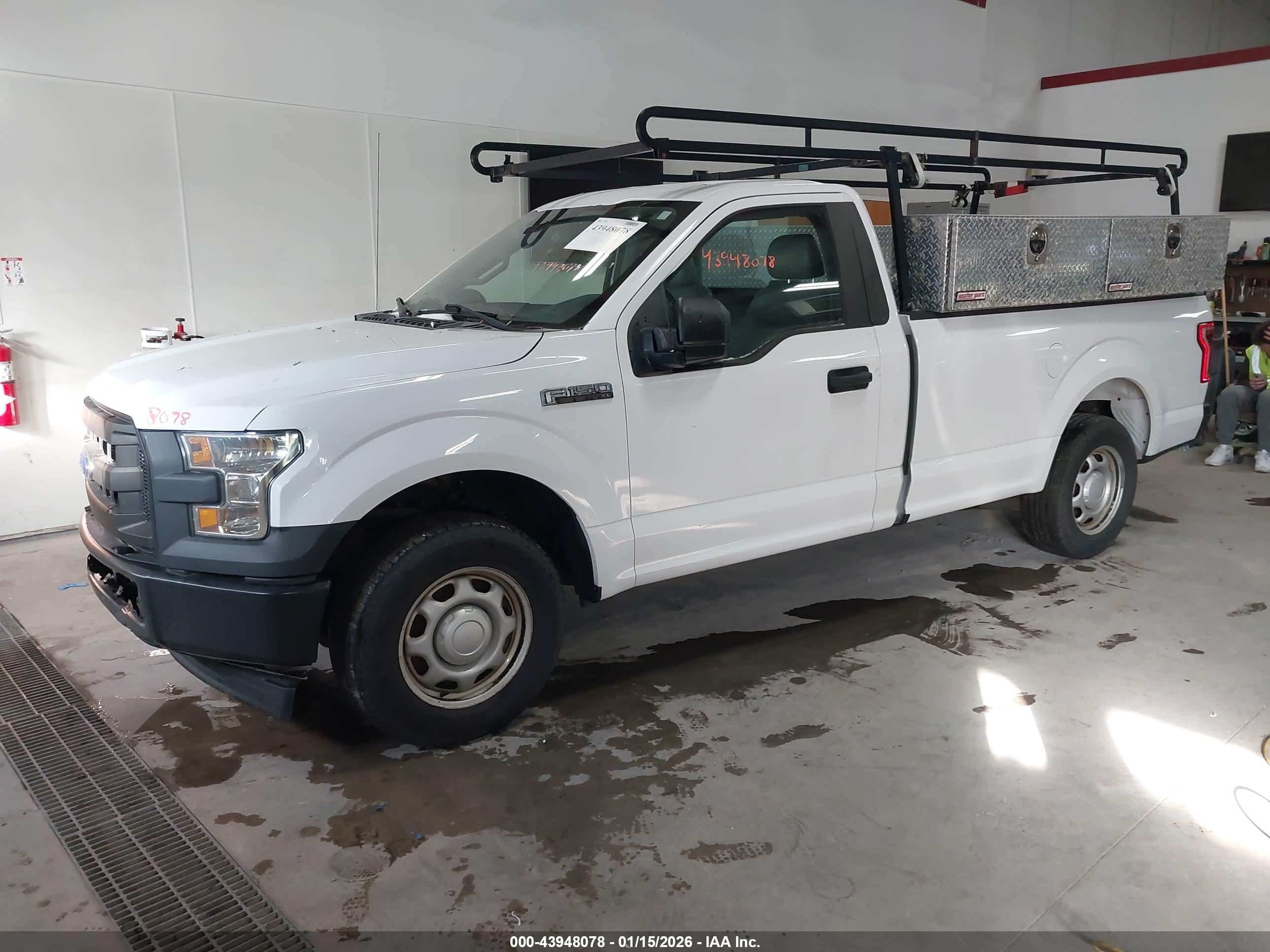 FORD F-150 image 2