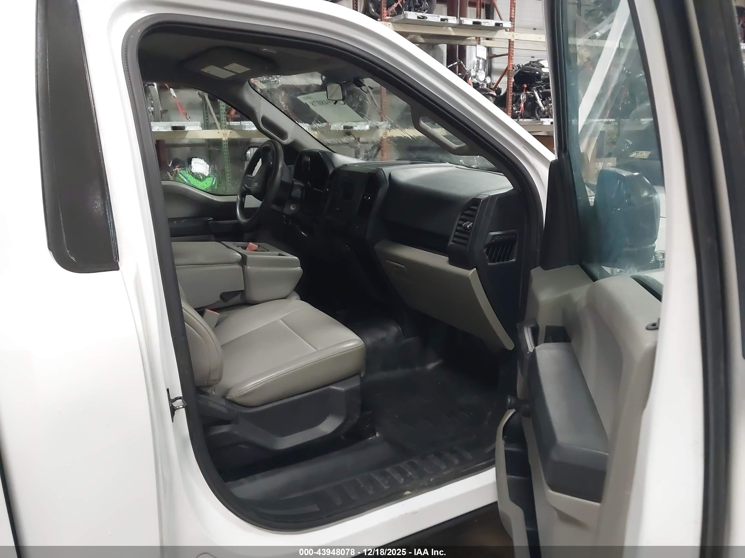 FORD F-150 image 5