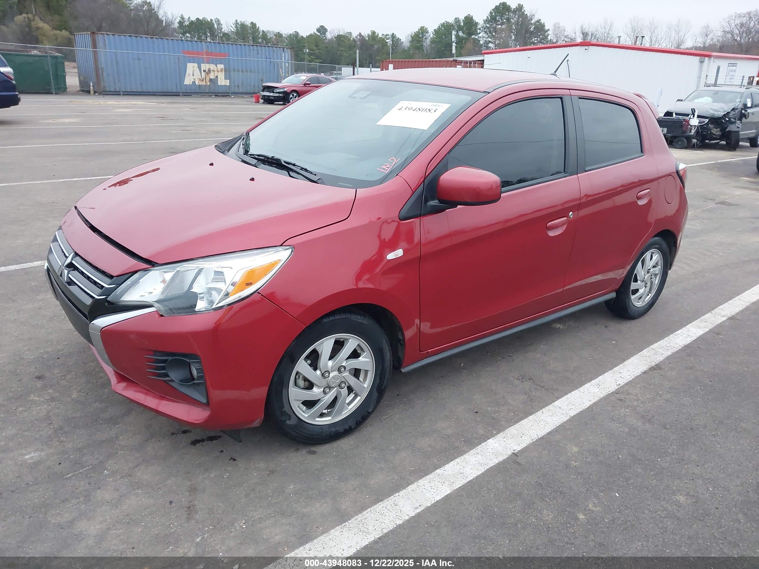 MITSUBISHI MIRAGE image 2