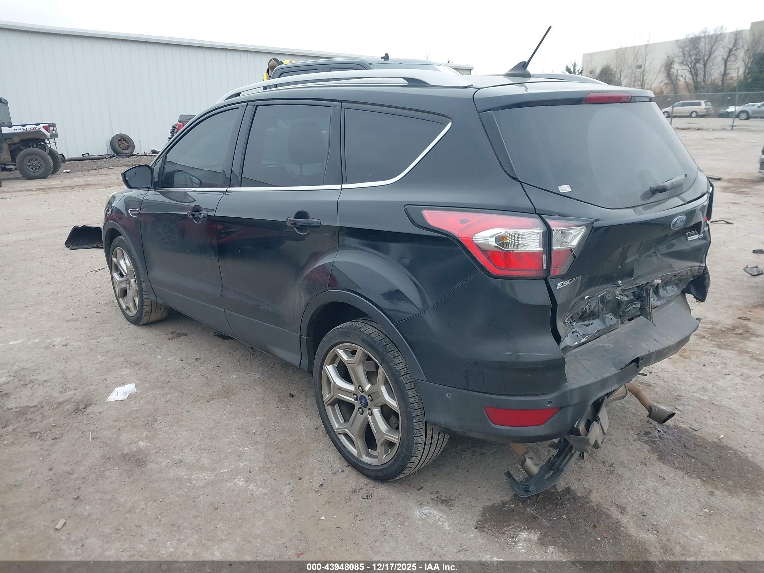 FORD ESCAPE image 3