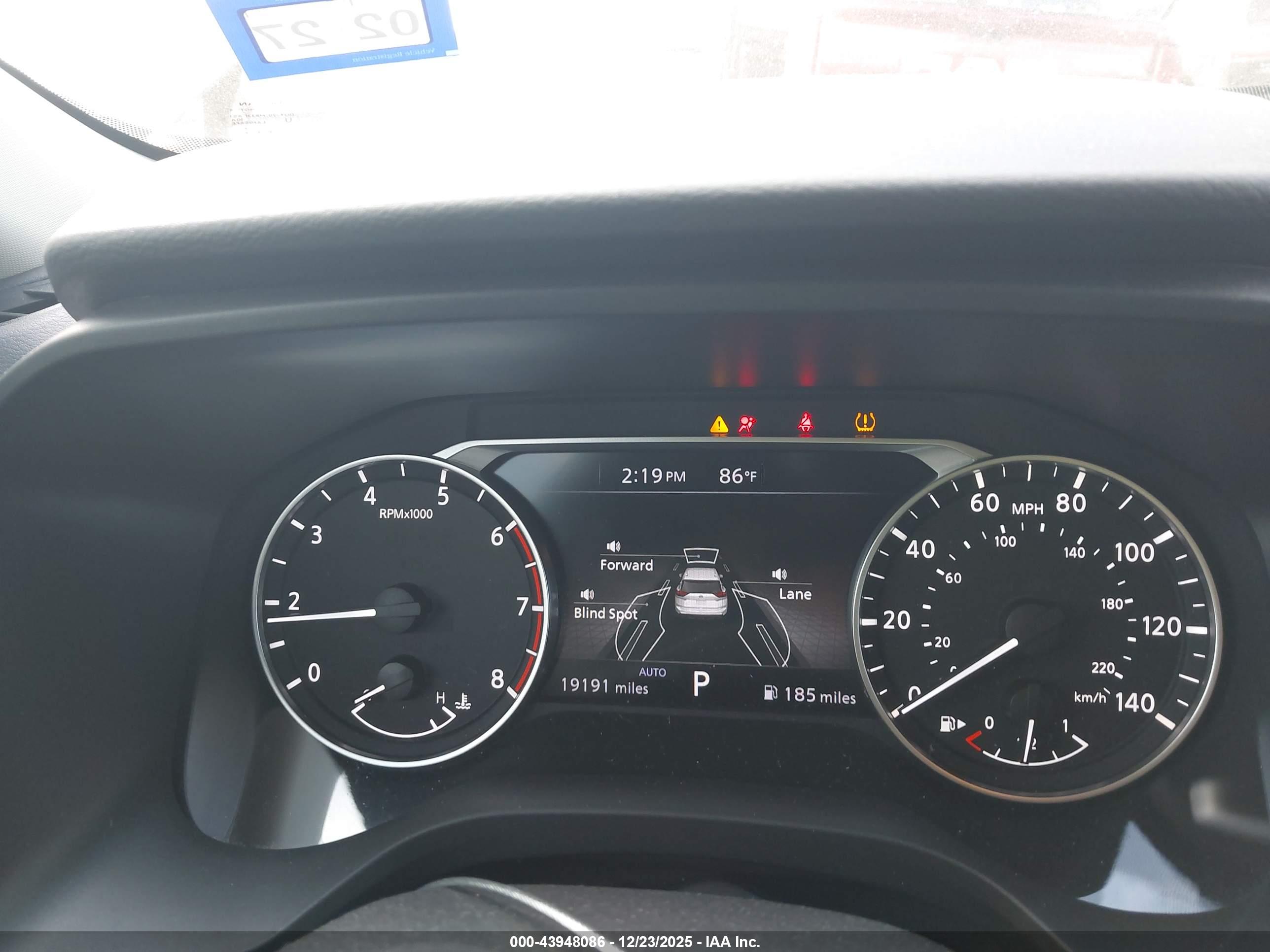NISSAN ROGUE image 7