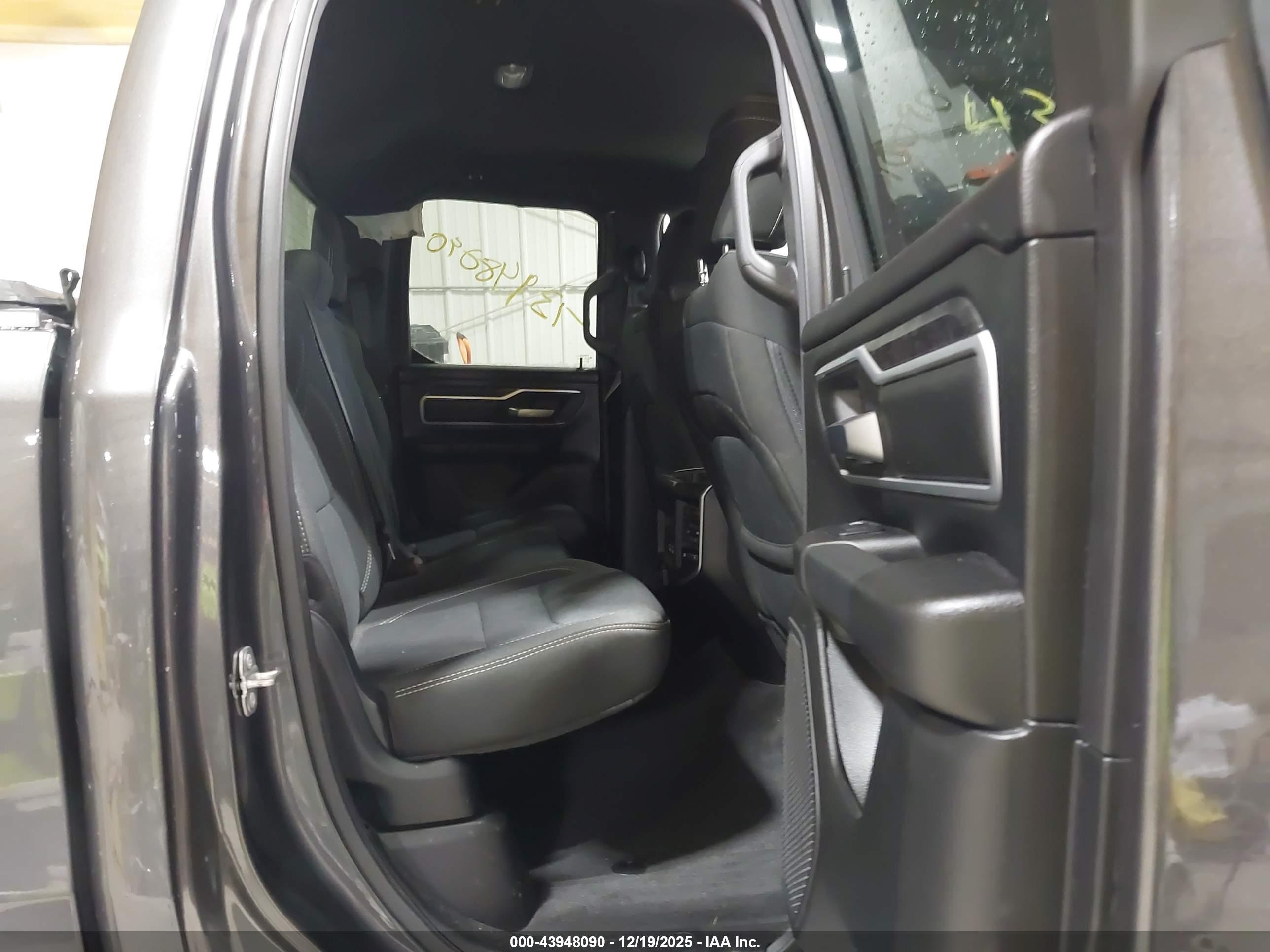 RAM 1500 image 8