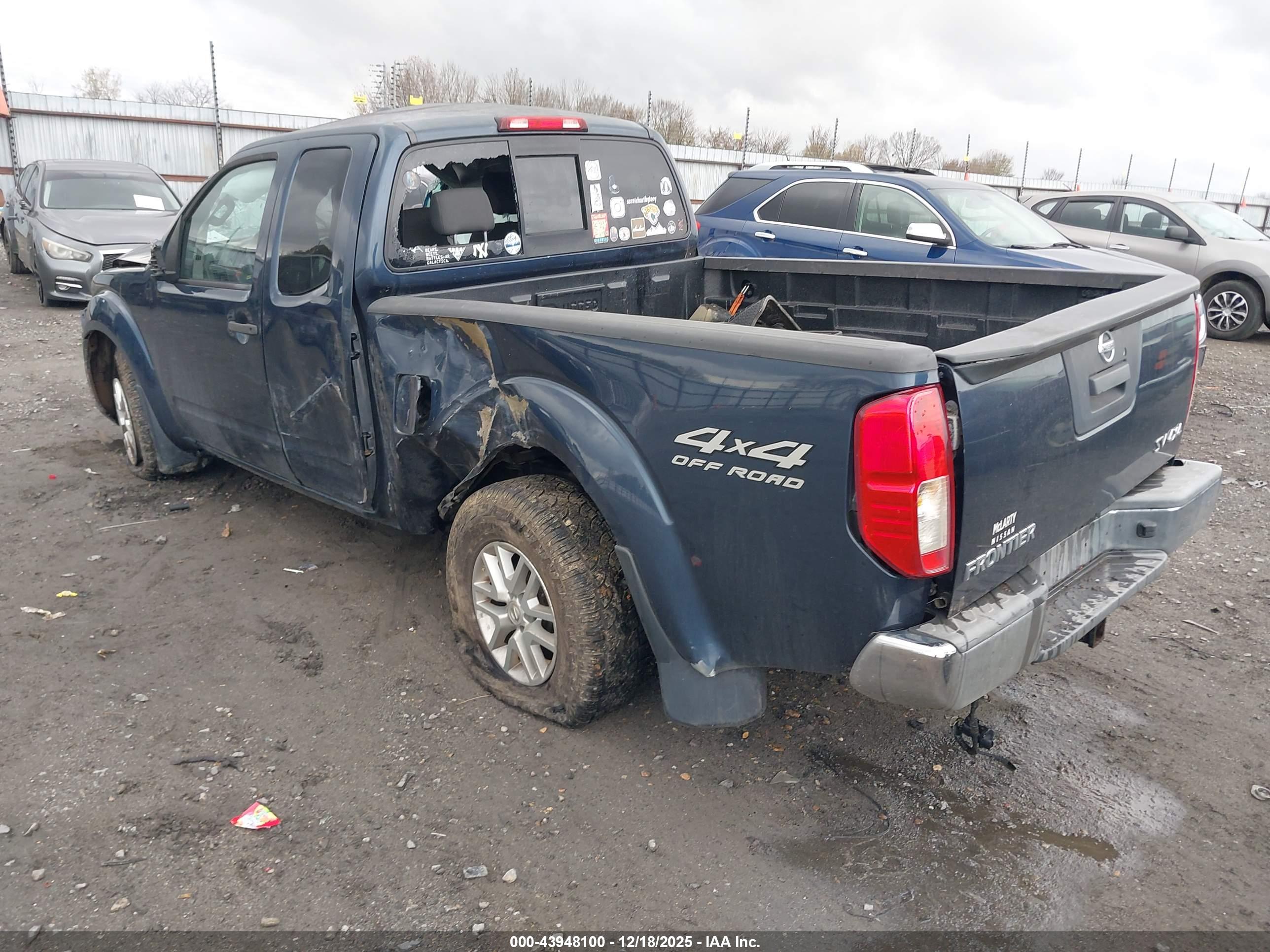 NISSAN FRONTIER image 3