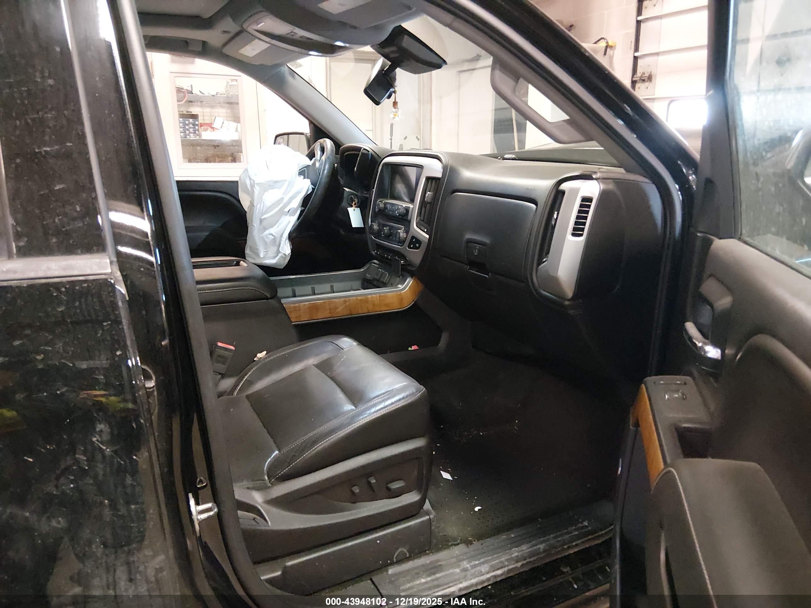 GMC SIERRA image 5