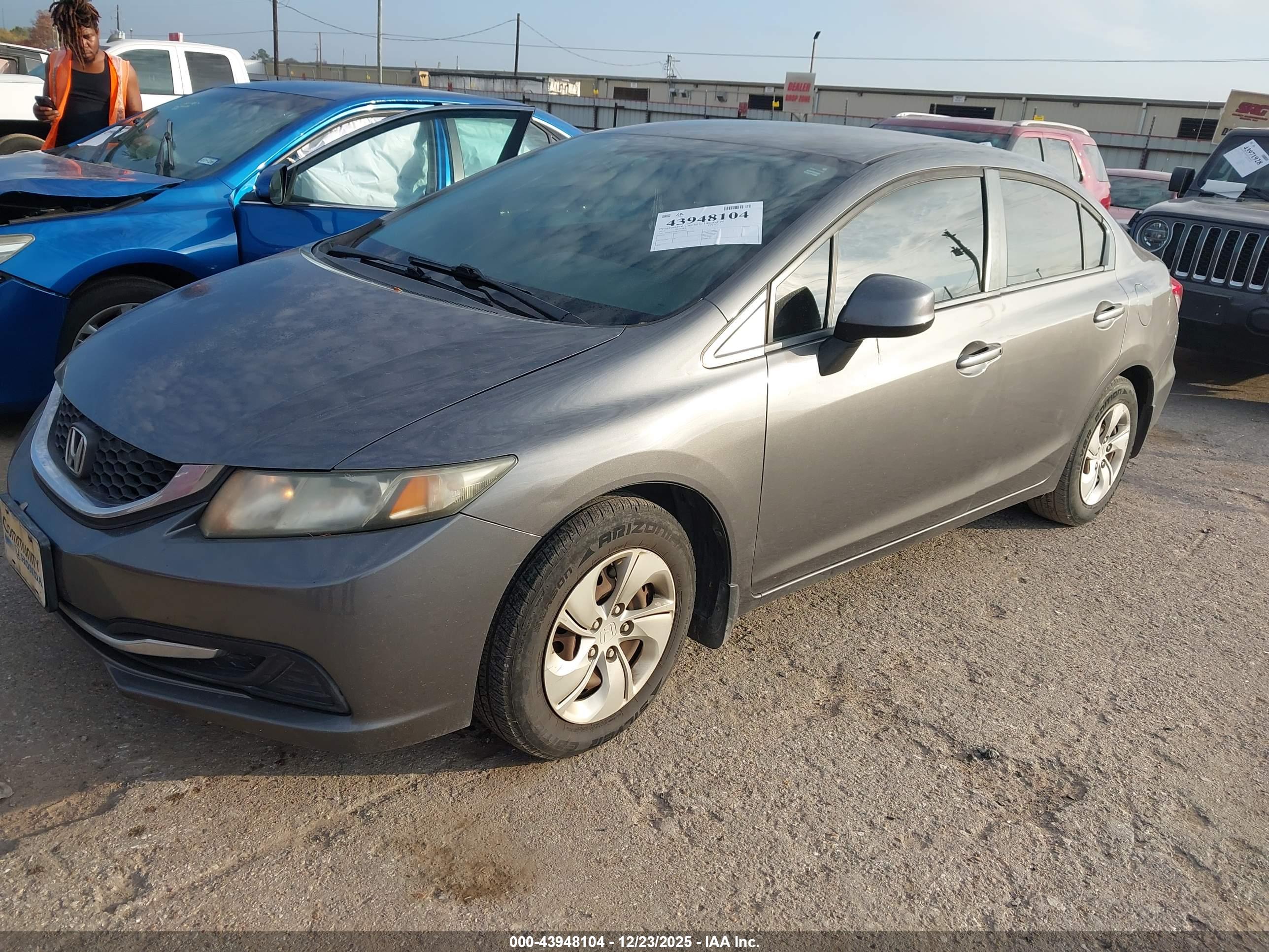HONDA CIVIC image 2